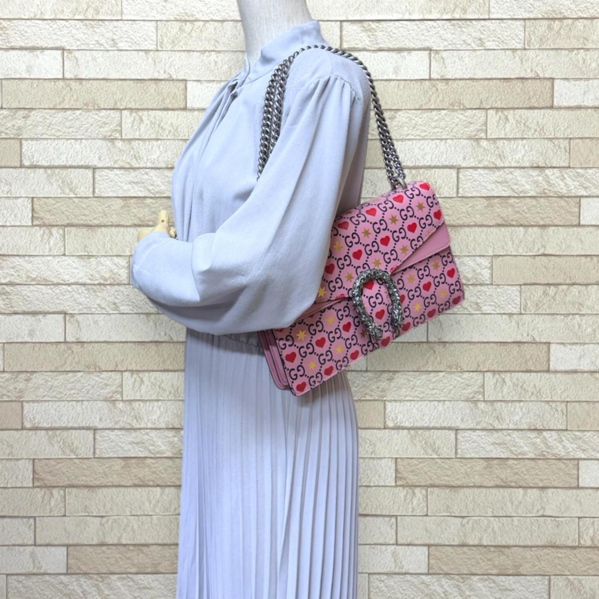 Gucci Pink Leather Shoulder Bag (Pre-Owned)