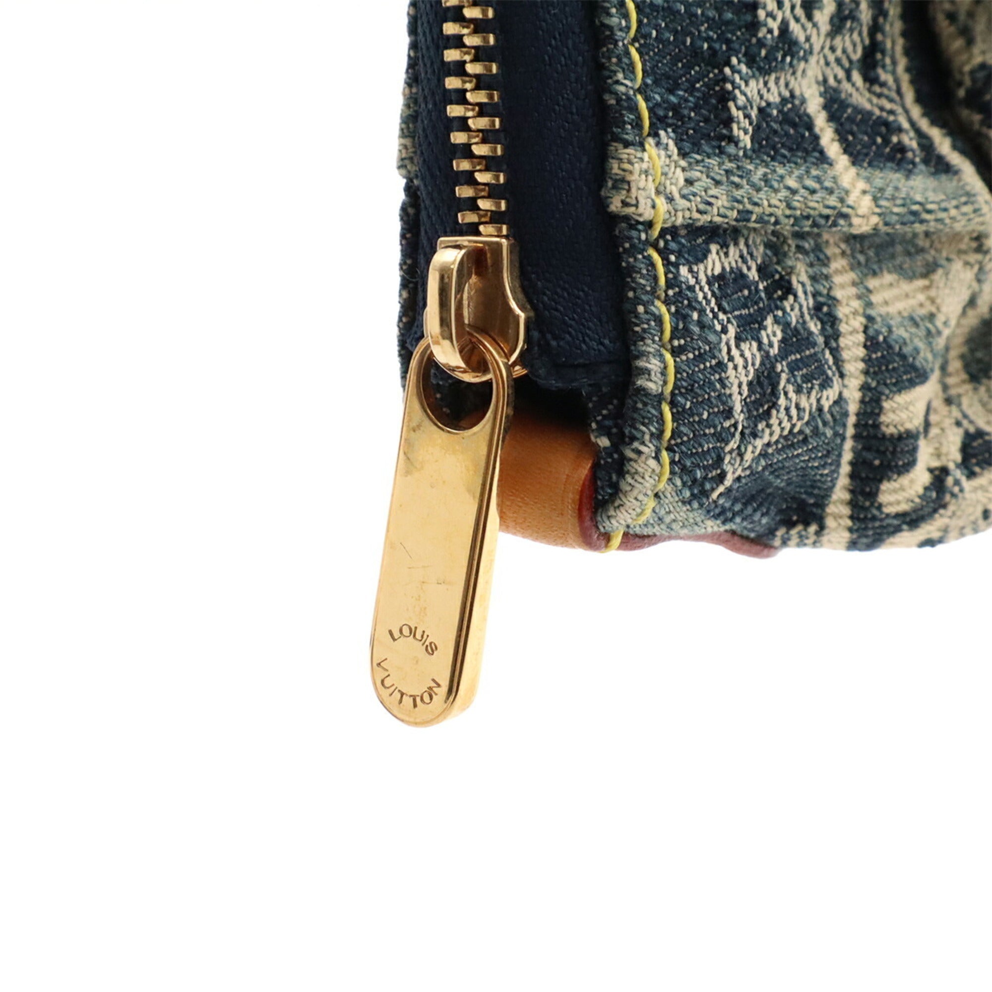 Louis Vuitton Blue Monogram Monogram Denim Handbag Pouch (Pre-Owned)