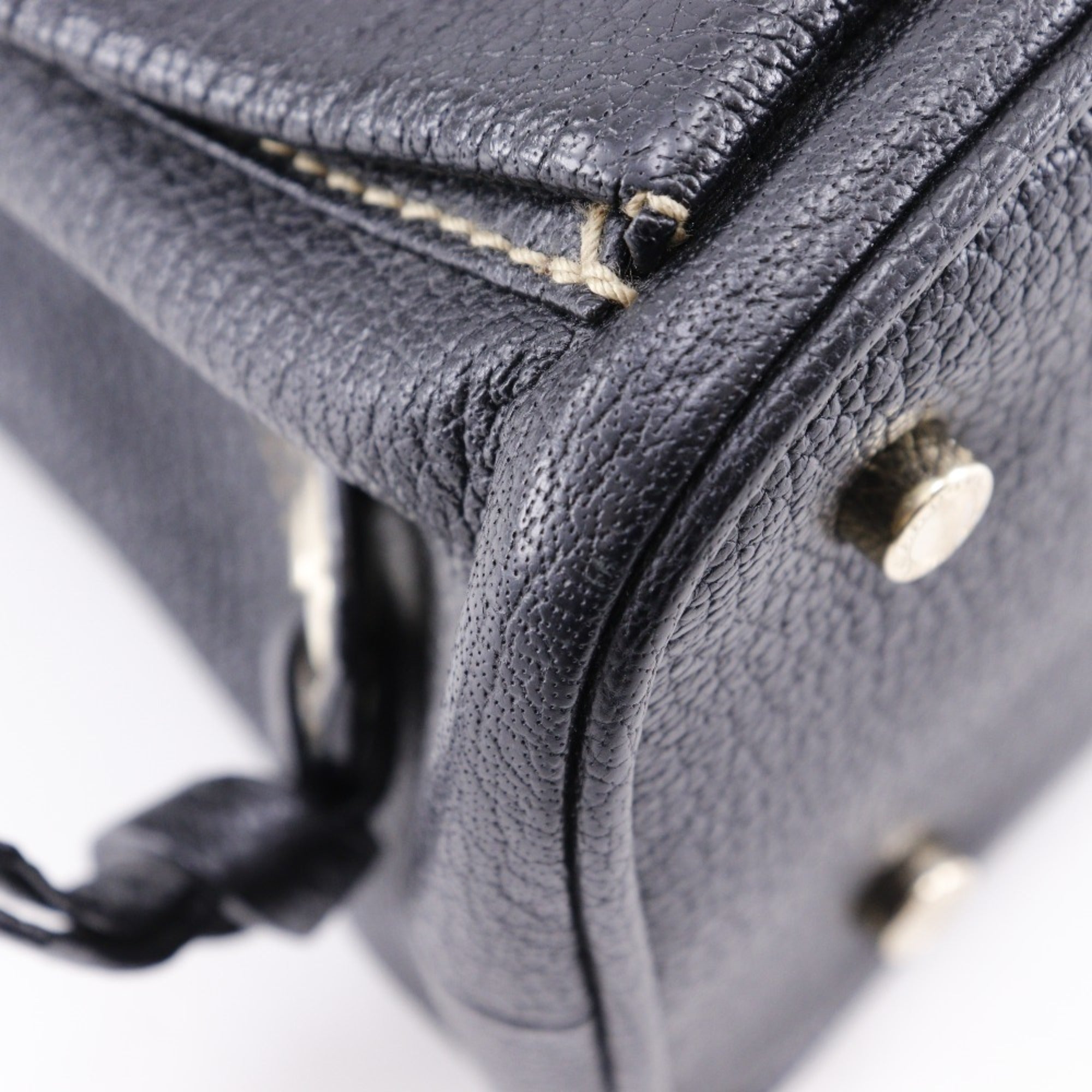 Bvlgari Black Leather Handbag (Pre-Owned)