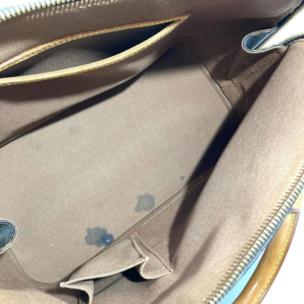 Louis Vuitton Monogram Brown Monogram Handbag (Pre-Owned)