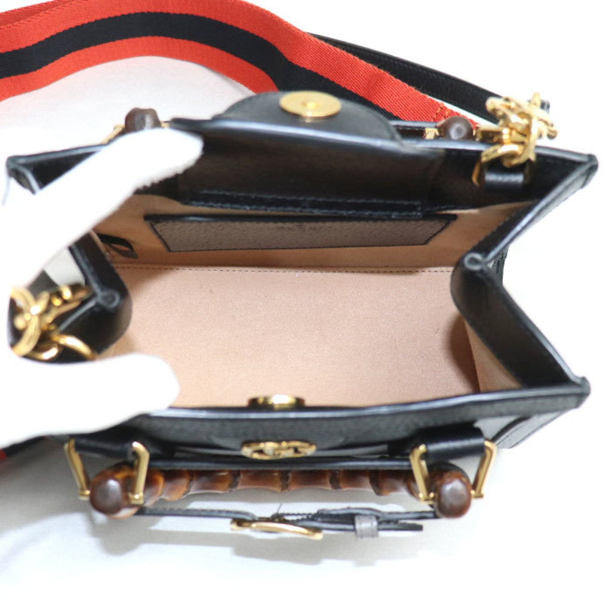 Gucci Black Leather Shoulder Bag (Pre-Owned)