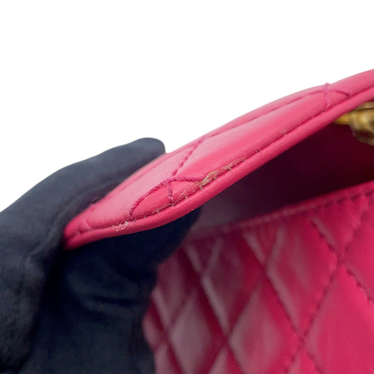 Chanel Pink Handbag Shoulder Bag (Pre-Owned)