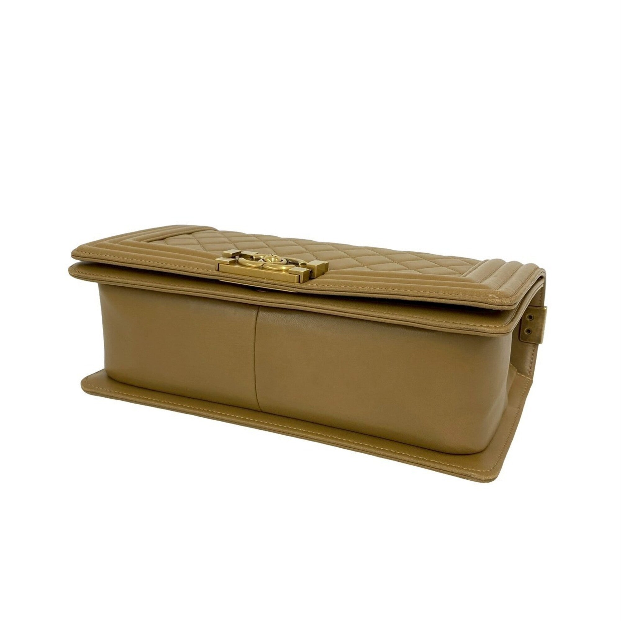 Chanel Brown Leather Shoulder Bag (Pre-Owned)