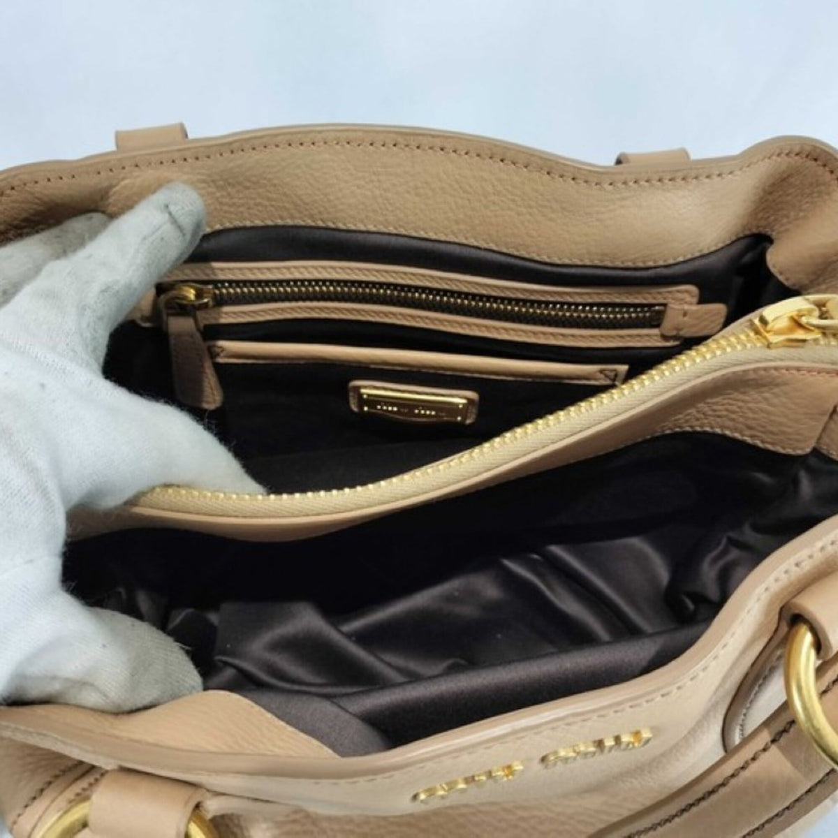 Miu Miu Beige Leather Handbag (Pre-Owned)