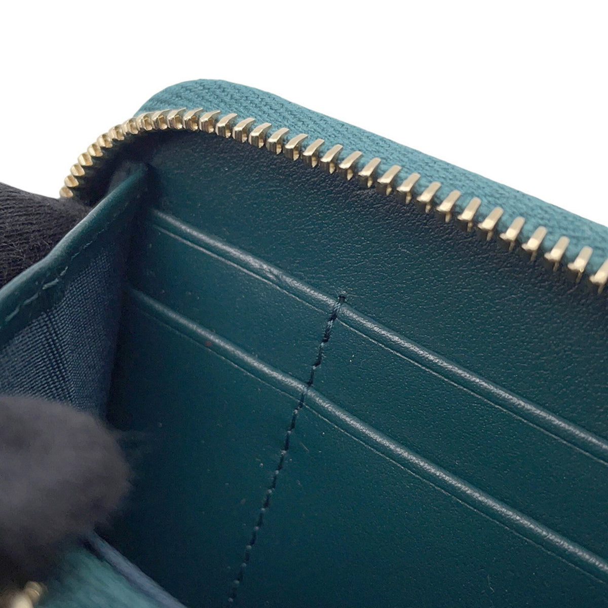 Chanel Dark Green Leather Long Wallet (Bi-Fold) (Pre-Owned)
