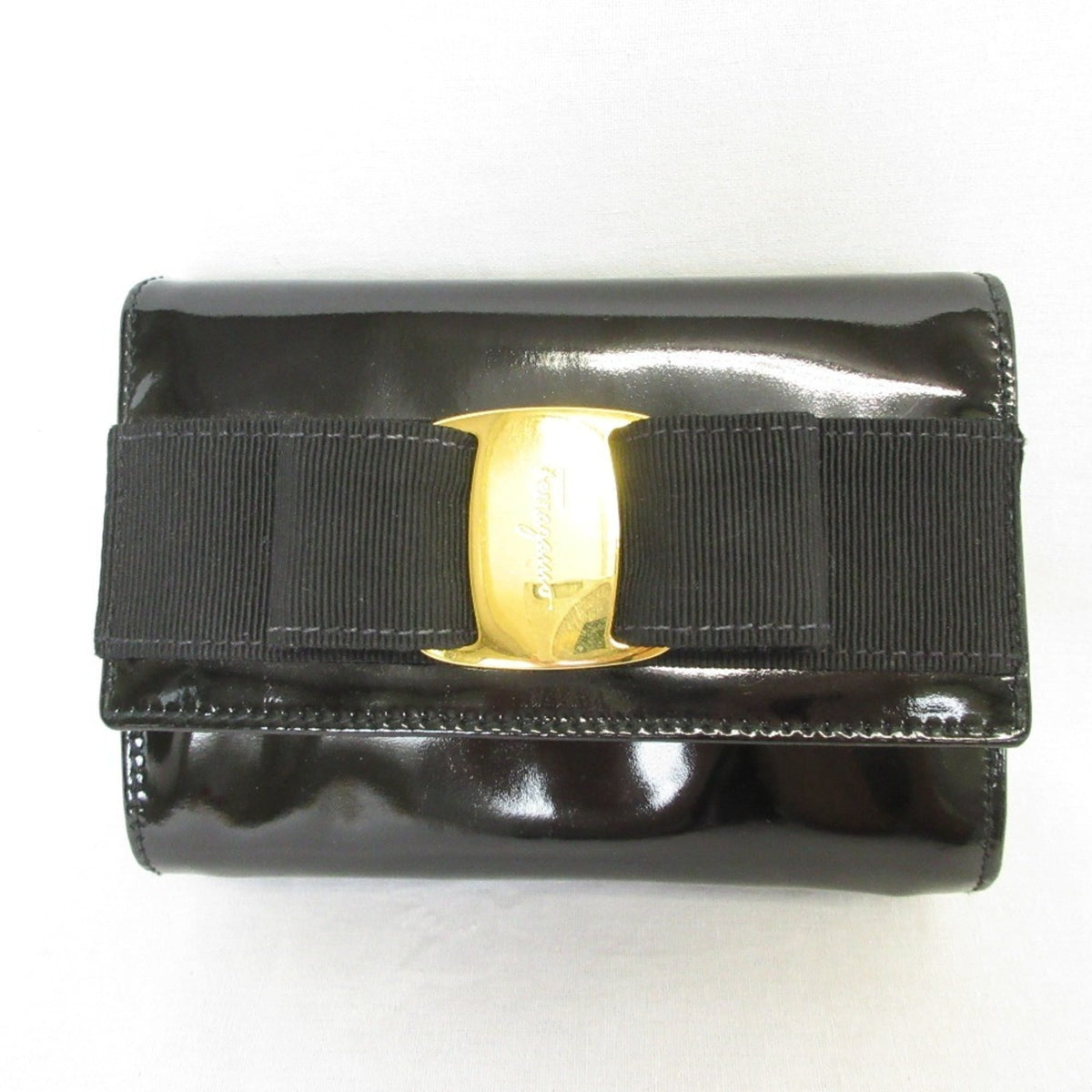 Salvatore Ferragamo Black Patent Leather Shoulder Bag (Pre-Owned)