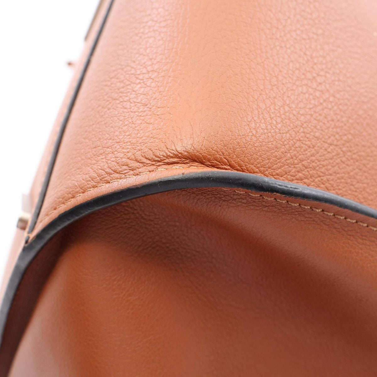 Loewe Brown Leather Handbag (Pre-Owned)