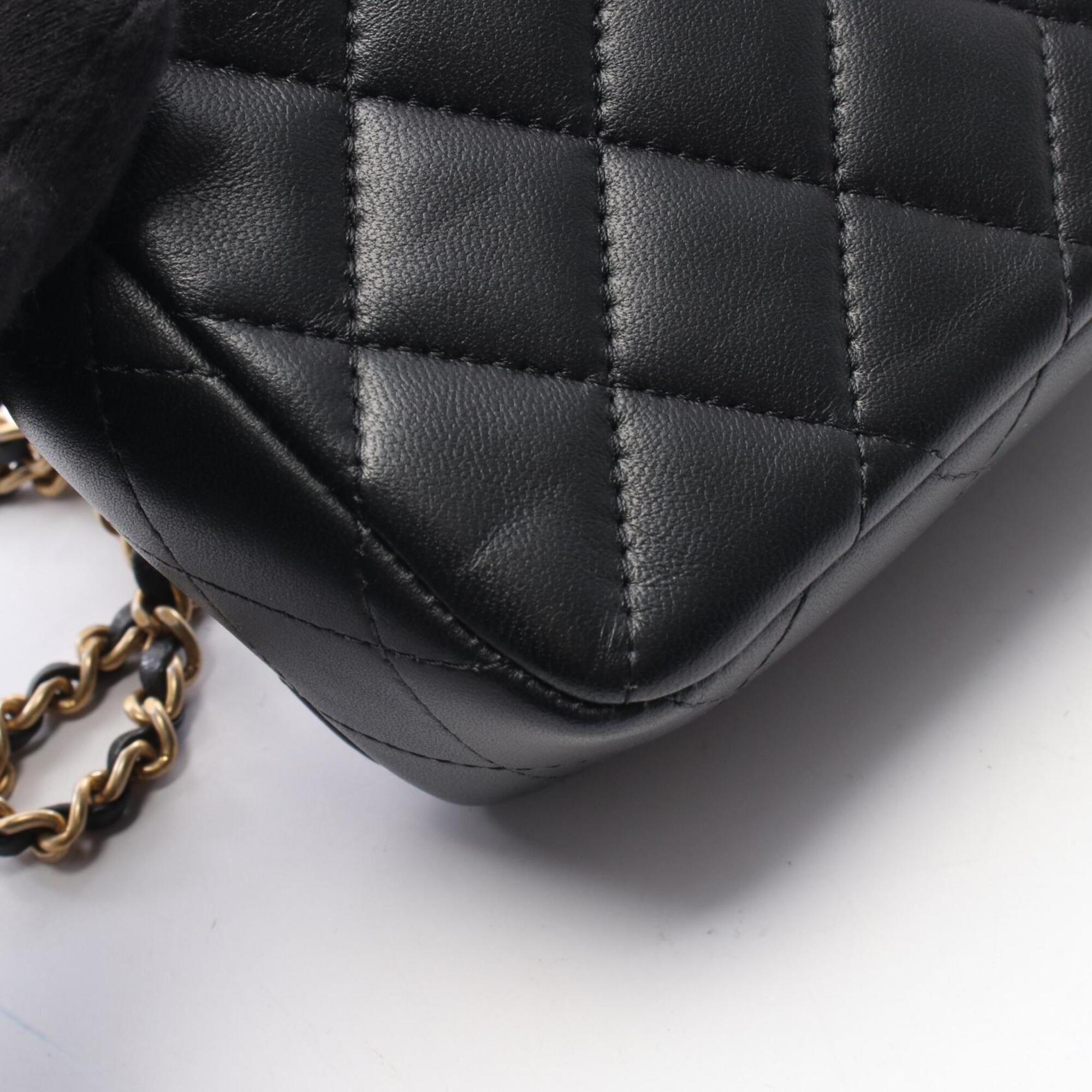 Chanel Black Leather Handbag Shoulder Bag (Pre-Owned)