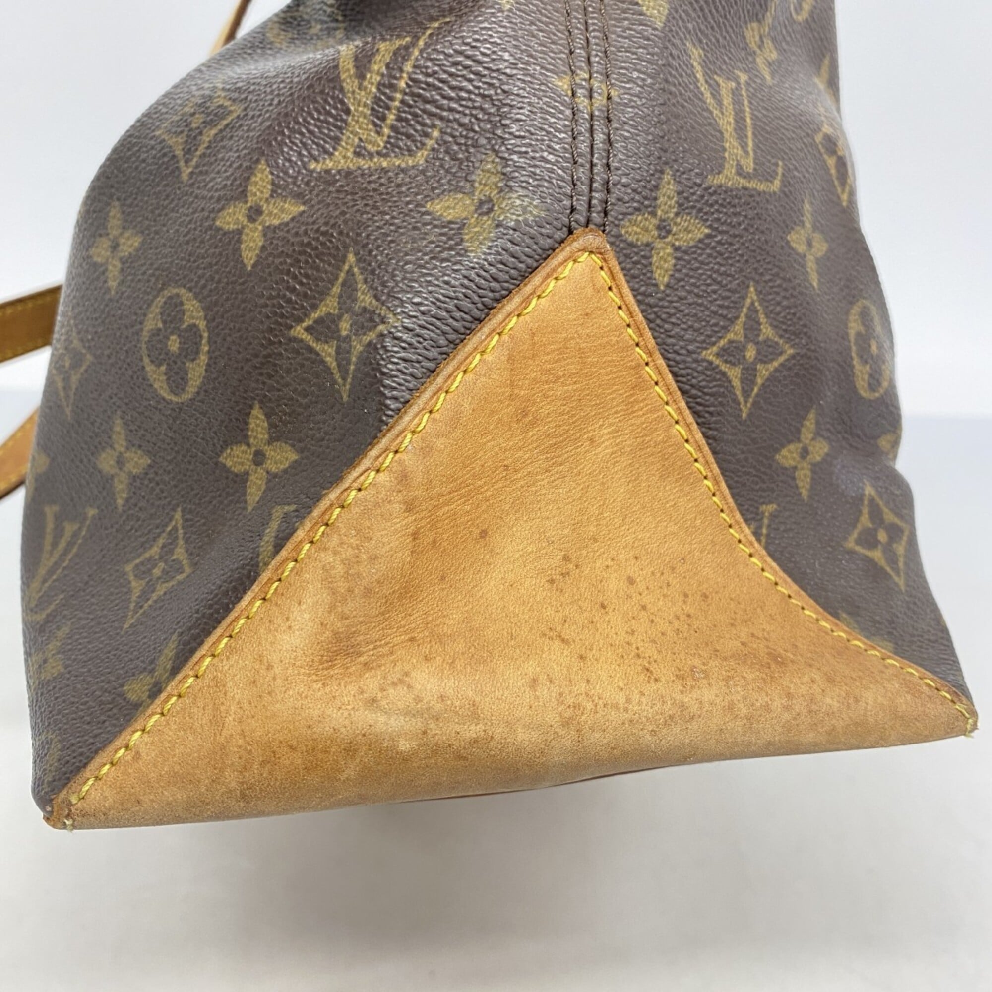 Louis Vuitton Brown Tote Bag (Pre-Owned)