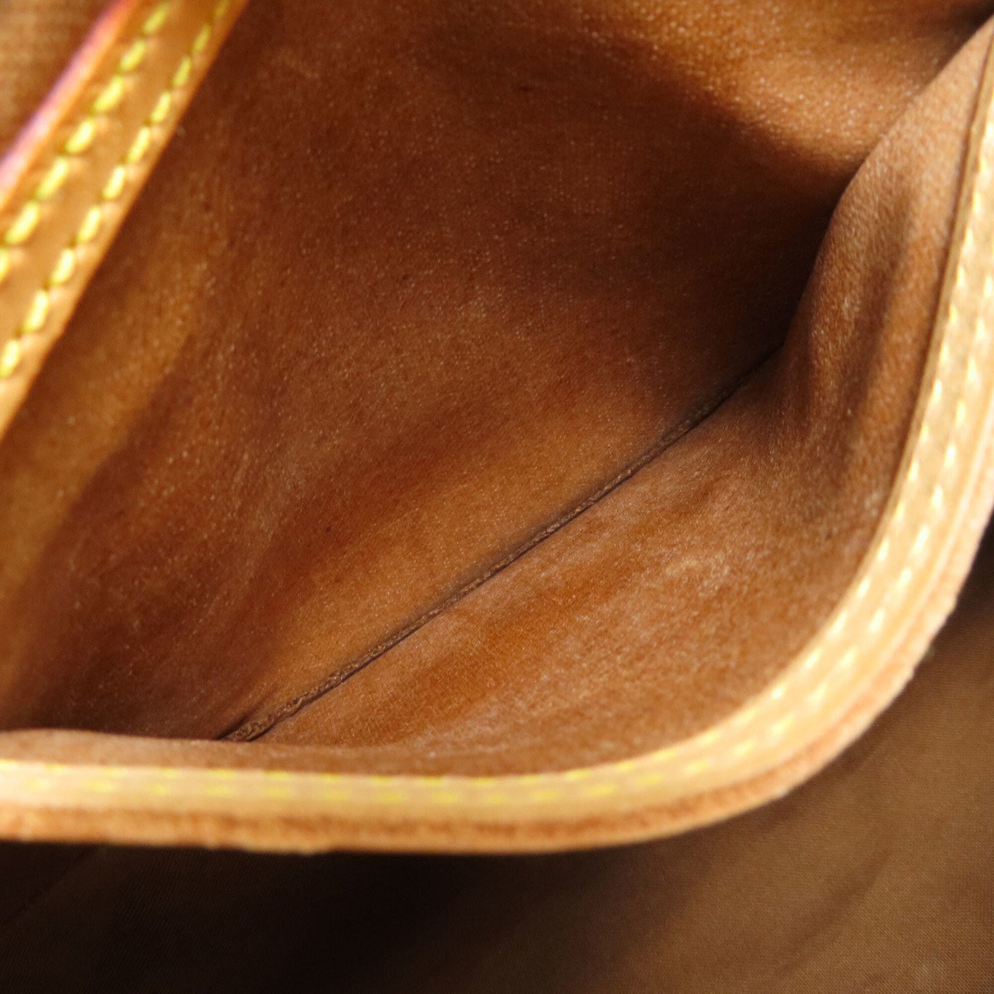 Louis Vuitton Monogram Monogram Boston Bag (Pre-Owned)