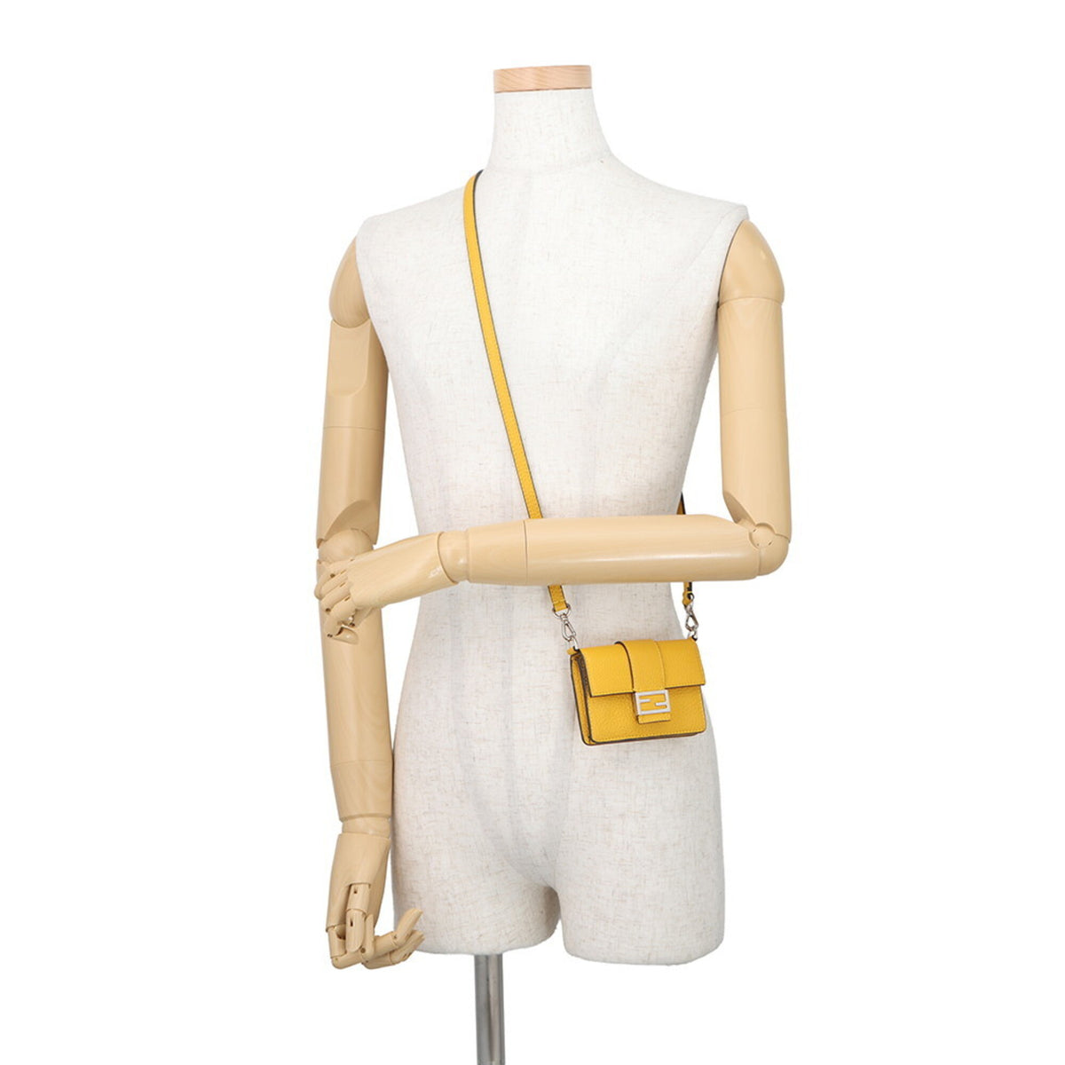 Fendi Yellow Leather Handbag Pochette Shoulder Bag (Pre-Owned)