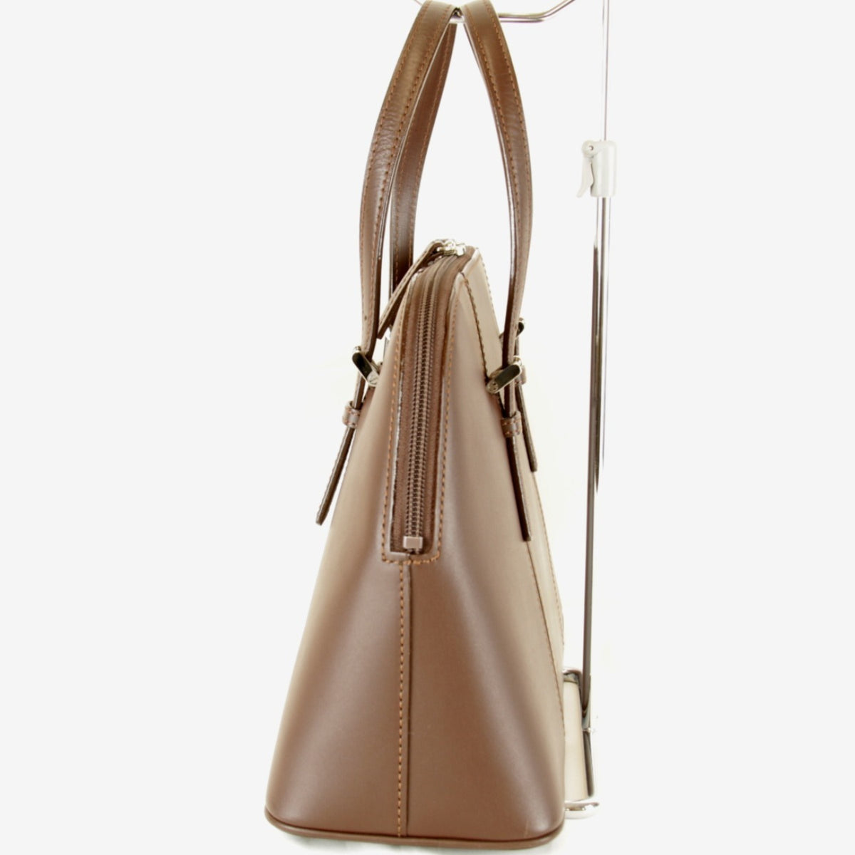 Burberry Brown Leather Handbag (Pre-Owned)