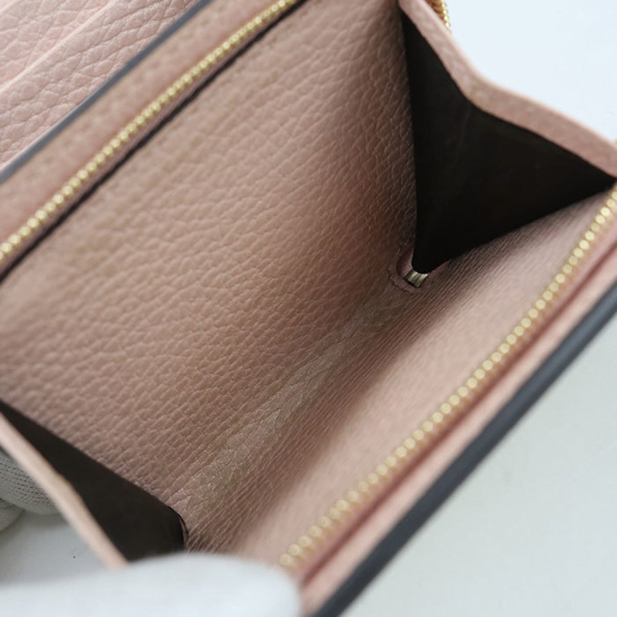 Gucci Pink Gg Supreme Wallet (Bi-Fold) (Pre-Owned)