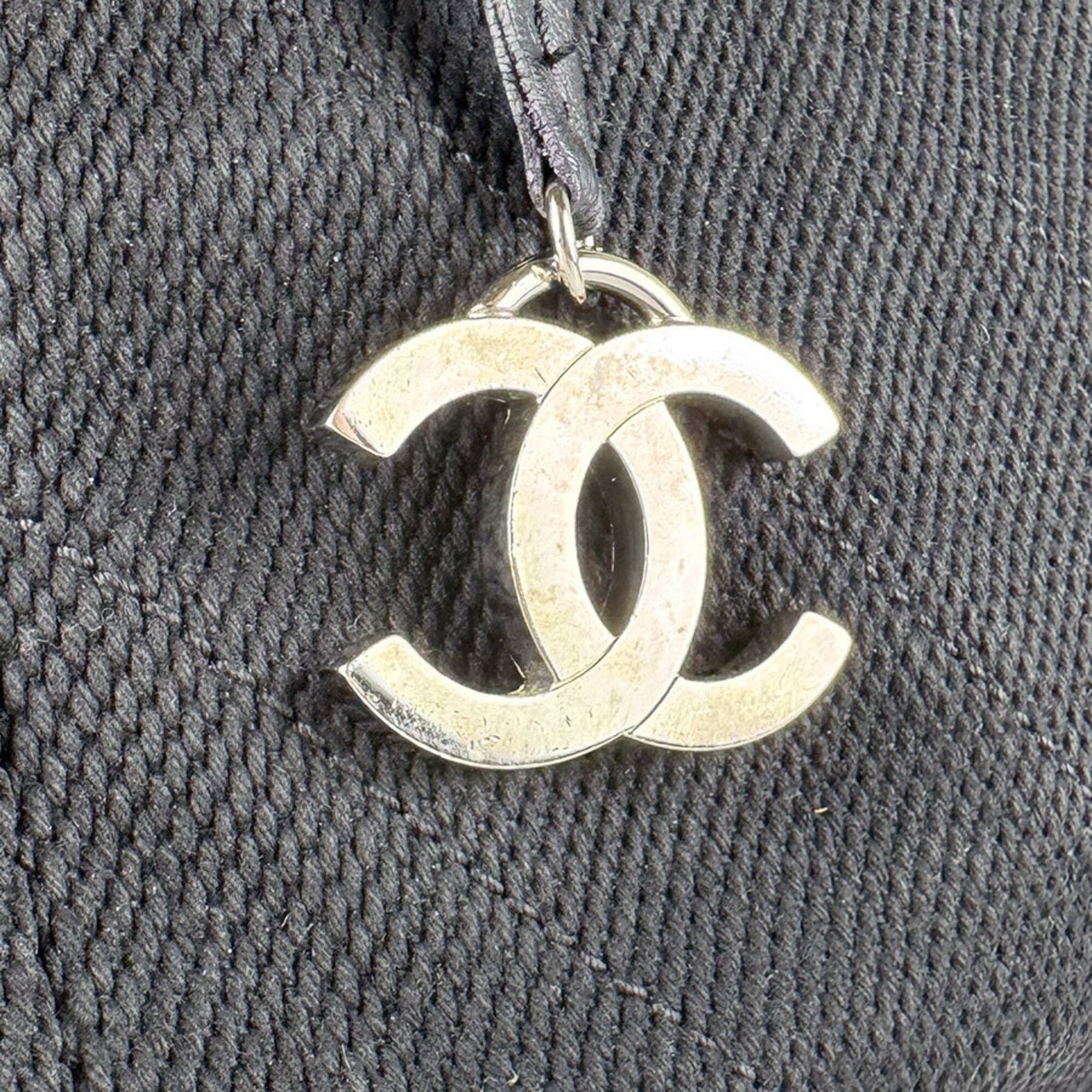 Chanel Black Canvas Leather Shoulder Bag (Pre-Owned)