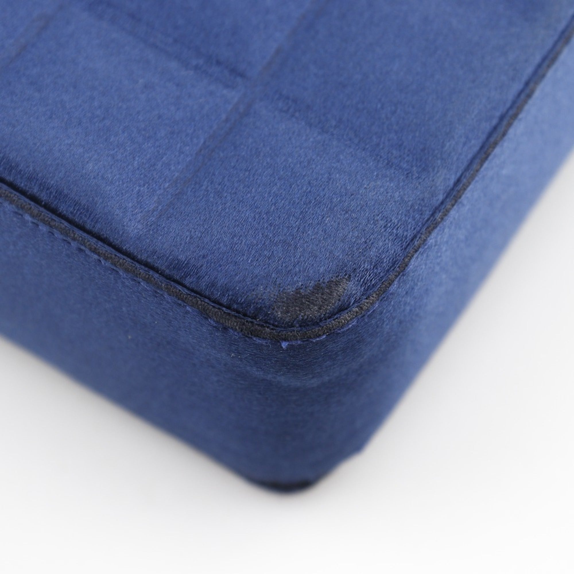 Chanel Blue Satin Shoulder Bag (Pre-Owned)