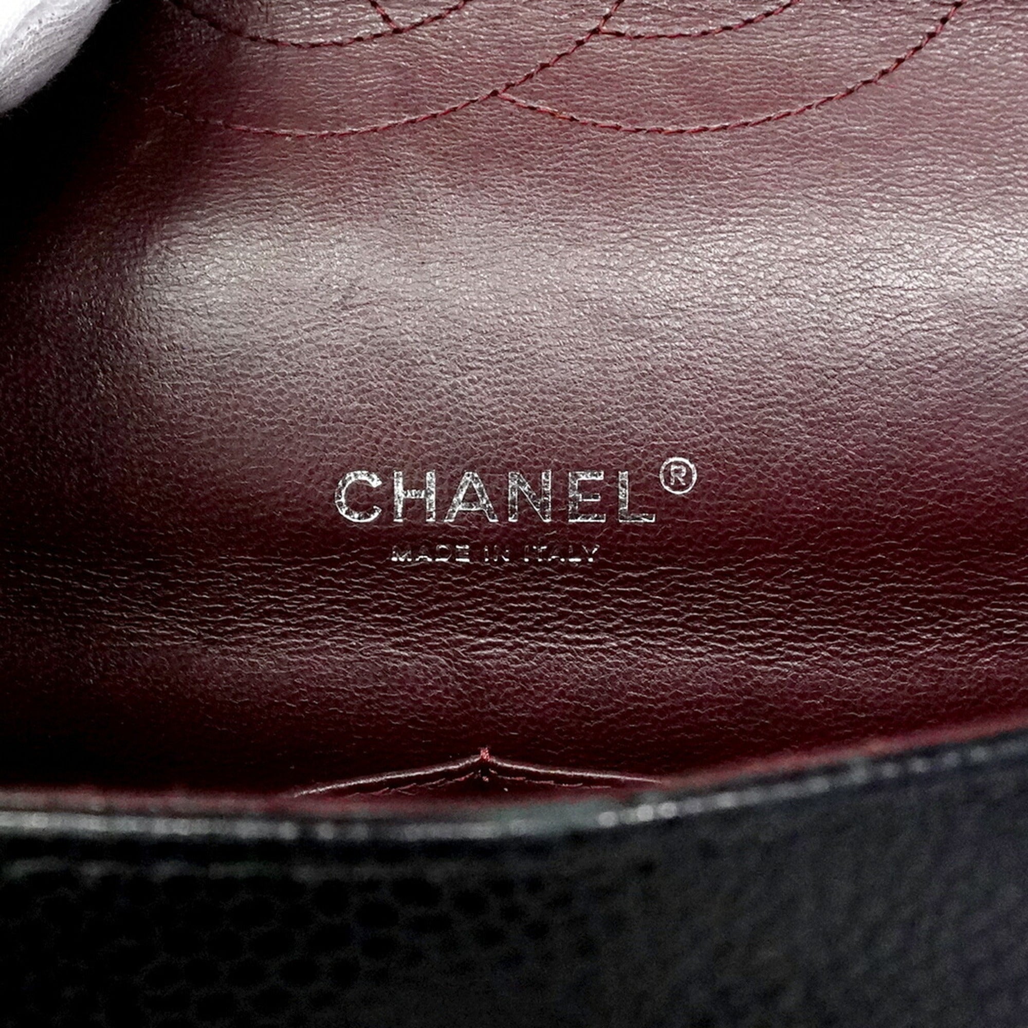 Chanel Black Grained Calfskin Shoulder Bag (Pre-Owned)