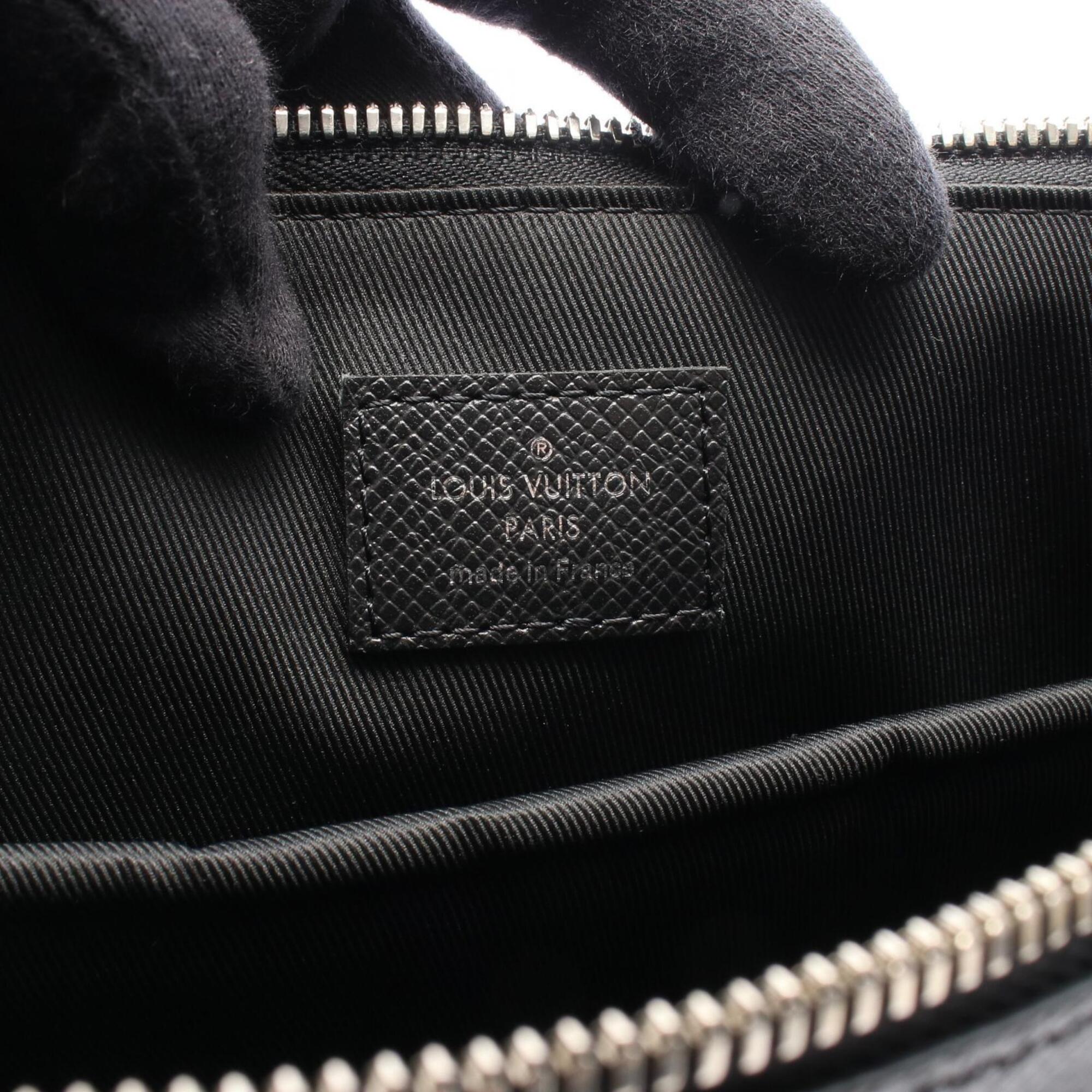 Louis Vuitton Black Noir Taiga Leather Leather Briefcase Handbag (Pre-Owned)