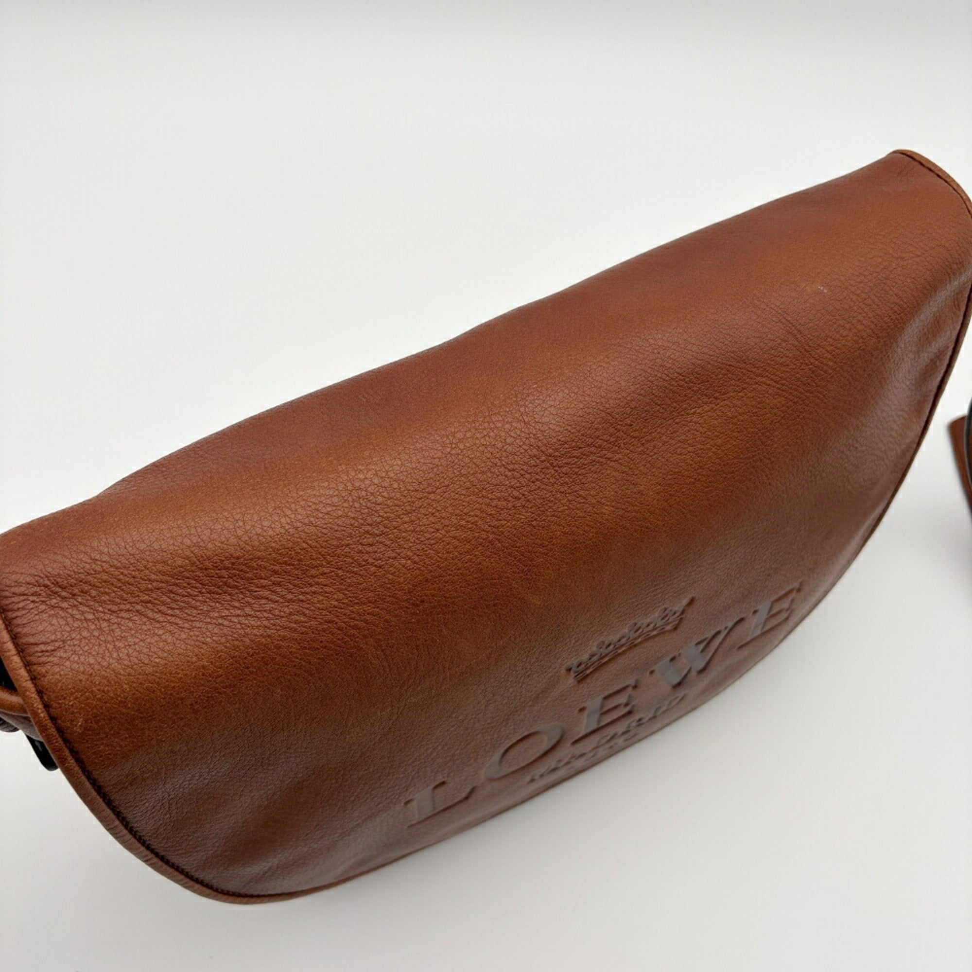 Loewe Brown Leather Shoulder Bag (Pre-Owned)
