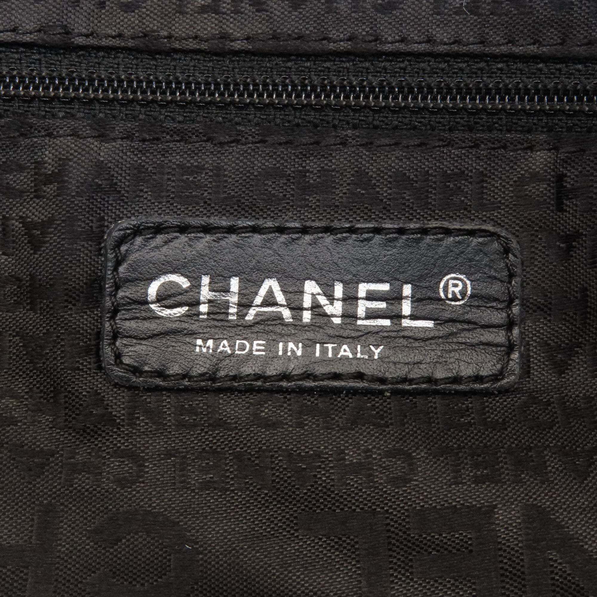 Chanel Black Leather Tote Bag (Pre-Owned)