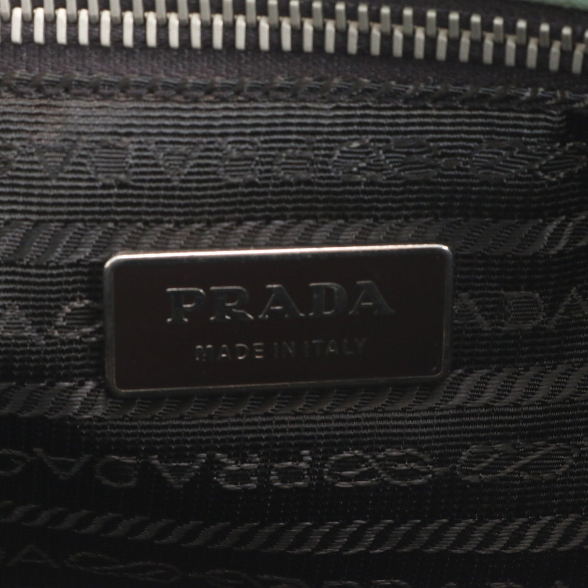 Prada Green Leather Nylon Messenger Bag Shoulder Bag (Pre-Owned)