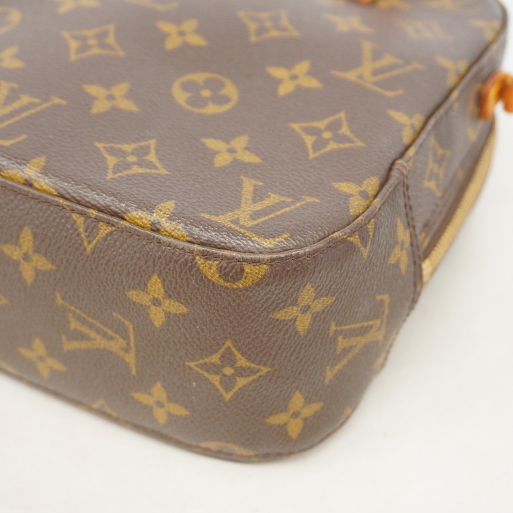 Louis Vuitton Brown Handbag (Pre-Owned)
