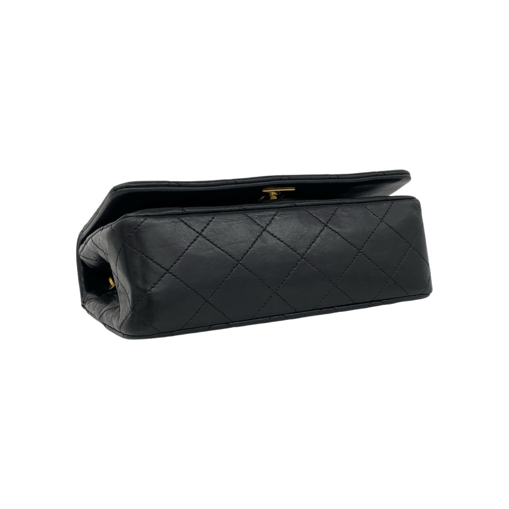 Chanel Black Leather Pochette Shoulder Bag (Pre-Owned)