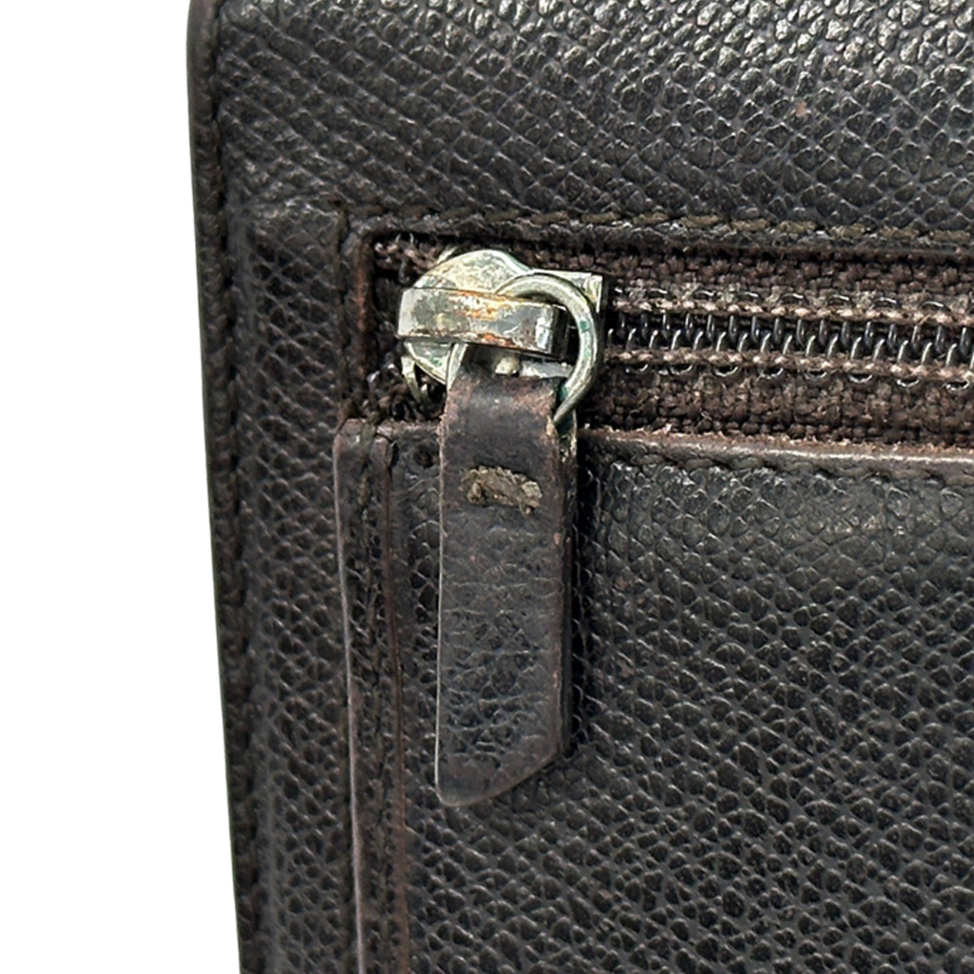 Chanel Dark Brown Leather Wallet (Bi-Fold) (Pre-Owned)