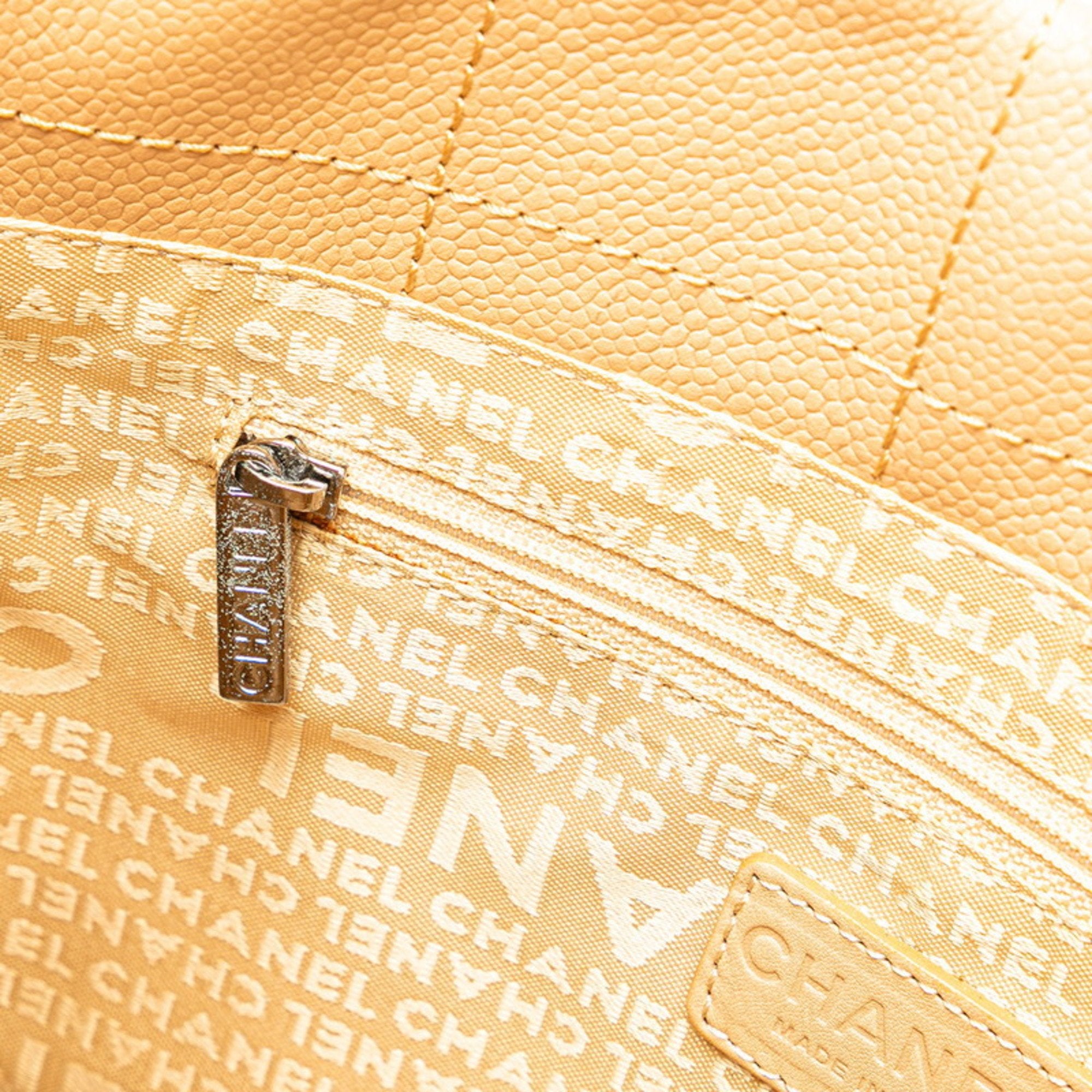 Chanel Beige Leather Handbag Tote Bag (Pre-Owned)