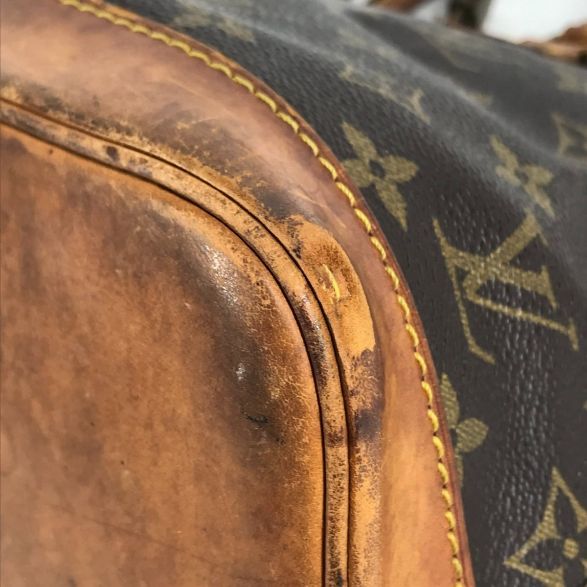 Louis Vuitton Brown Monogram Canvas Handbag Tote Bag (Pre-Owned)