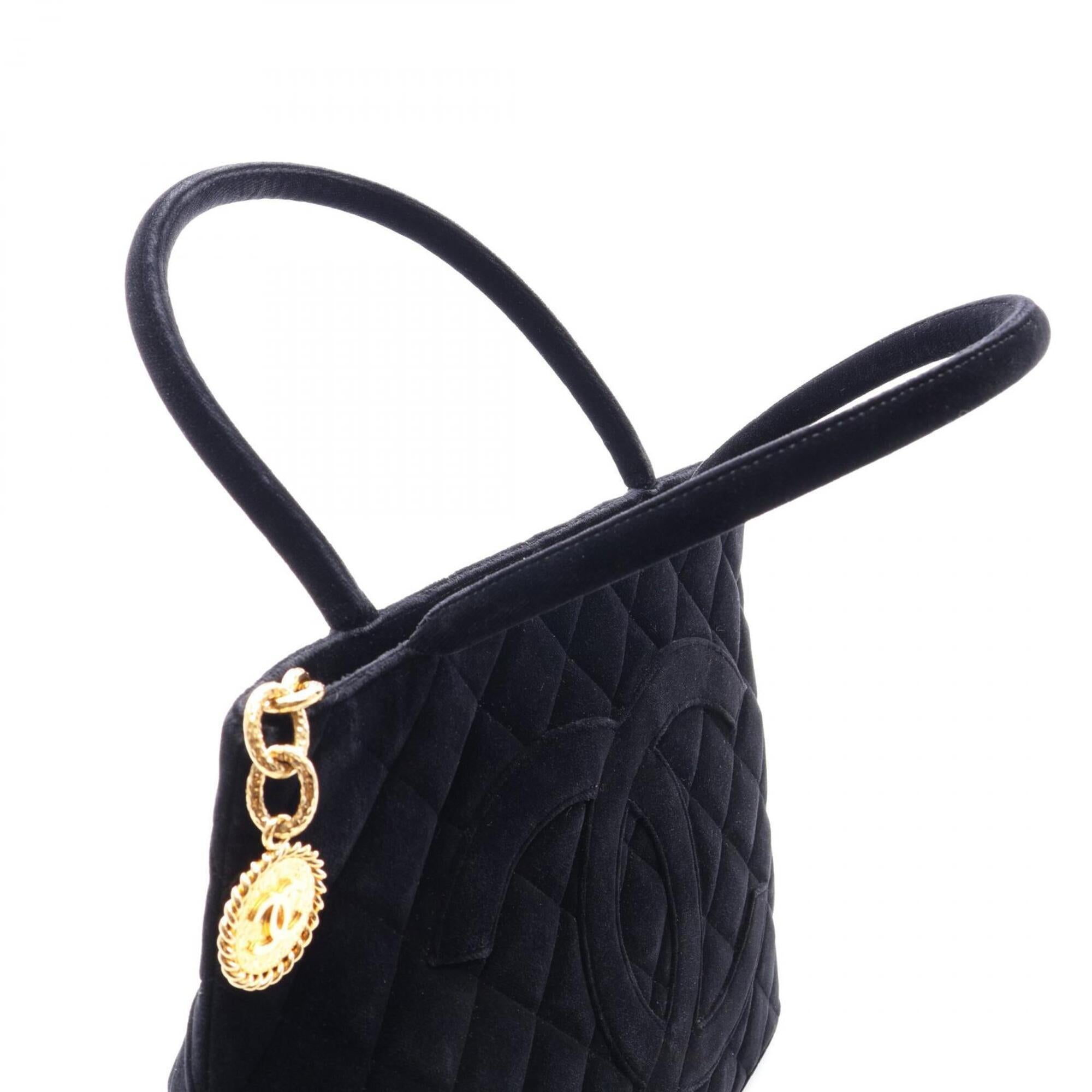 Chanel Black Fabric Handbag Tote Bag (Pre-Owned)