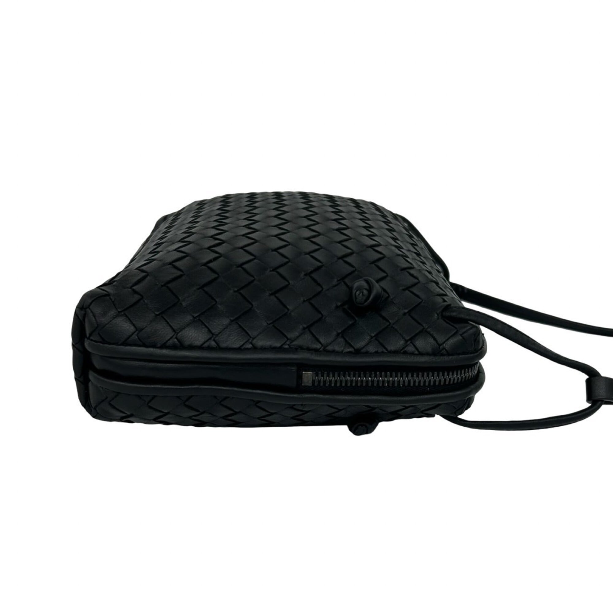 Bottega Veneta Black Leather Pochette Shoulder Bag (Pre-Owned)