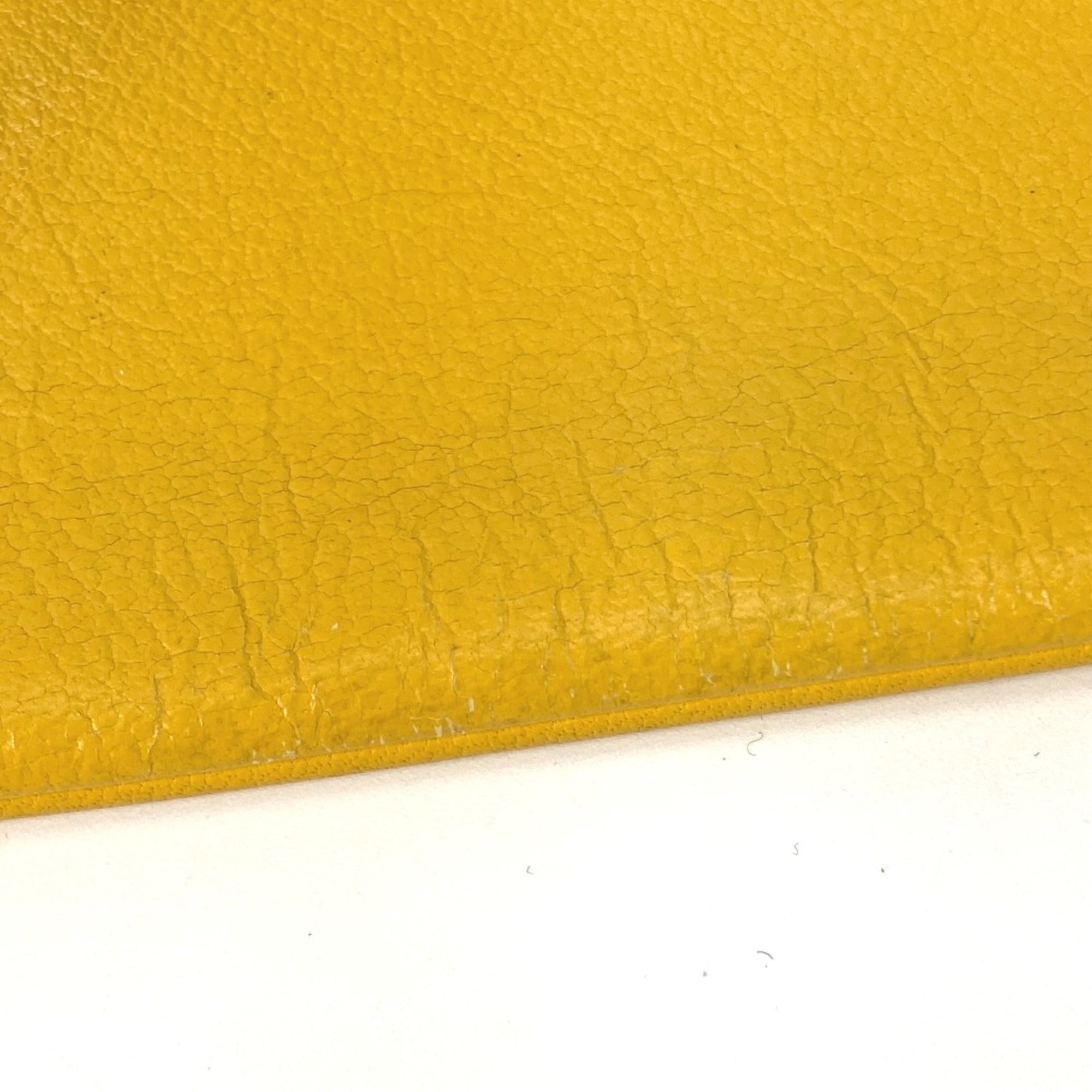 Celine White Leather Clutch Bag (Pre-Owned)