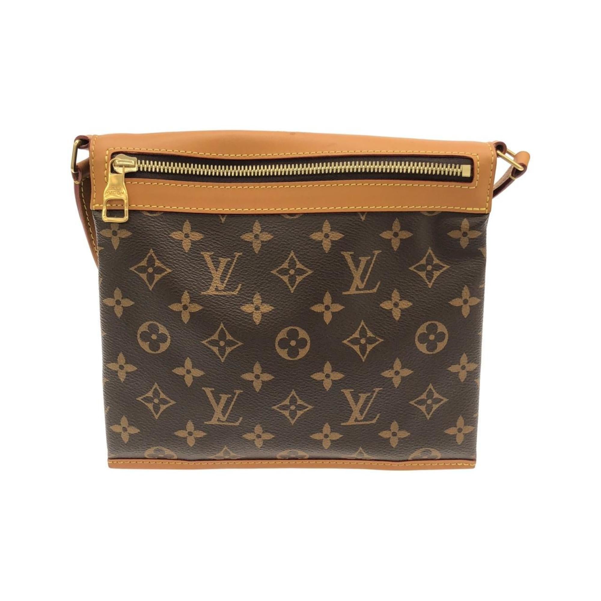 Louis Vuitton Marron Coated Canvas Shoulder Bag (Pre-Owned)