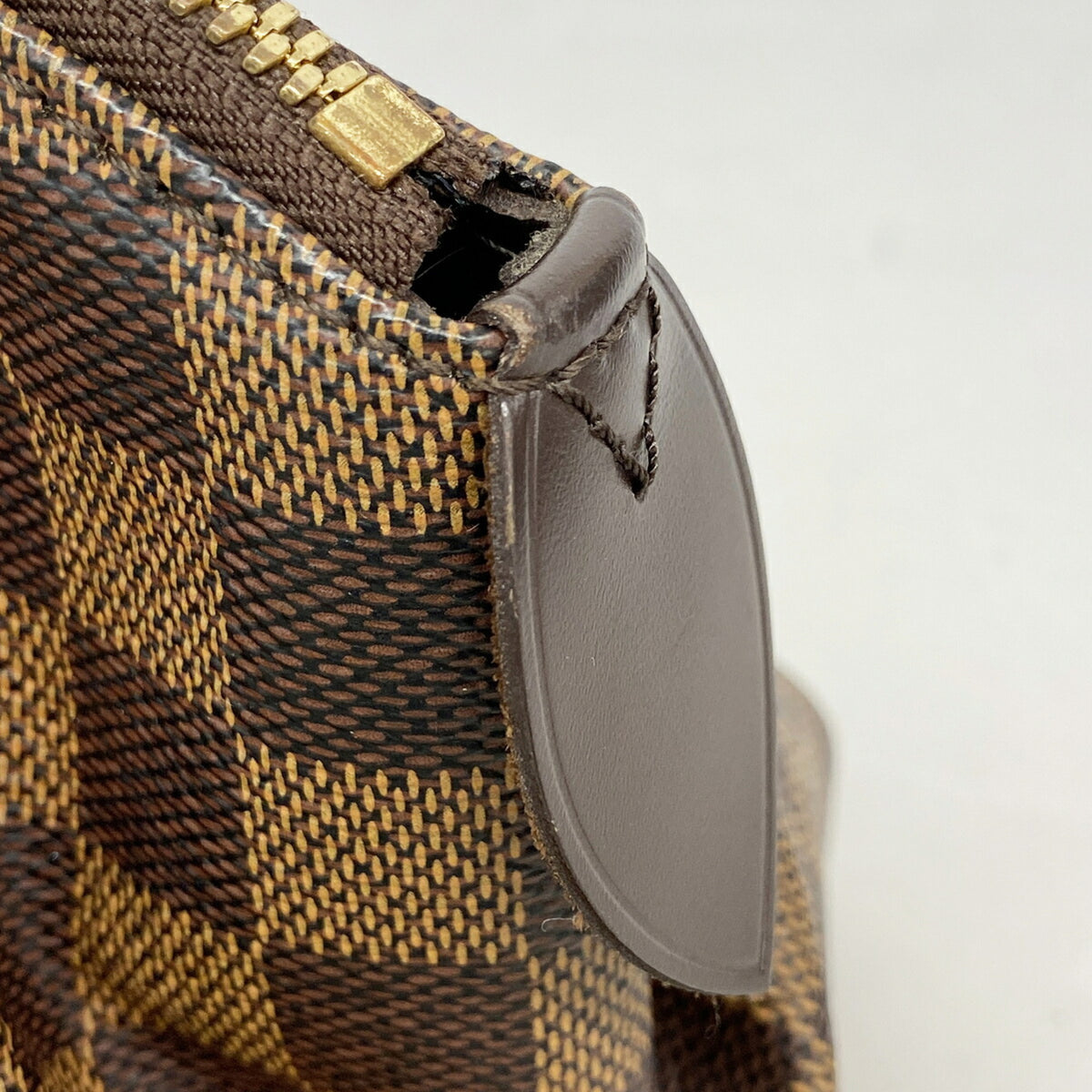 Louis Vuitton Ebene Handbag (Pre-Owned)