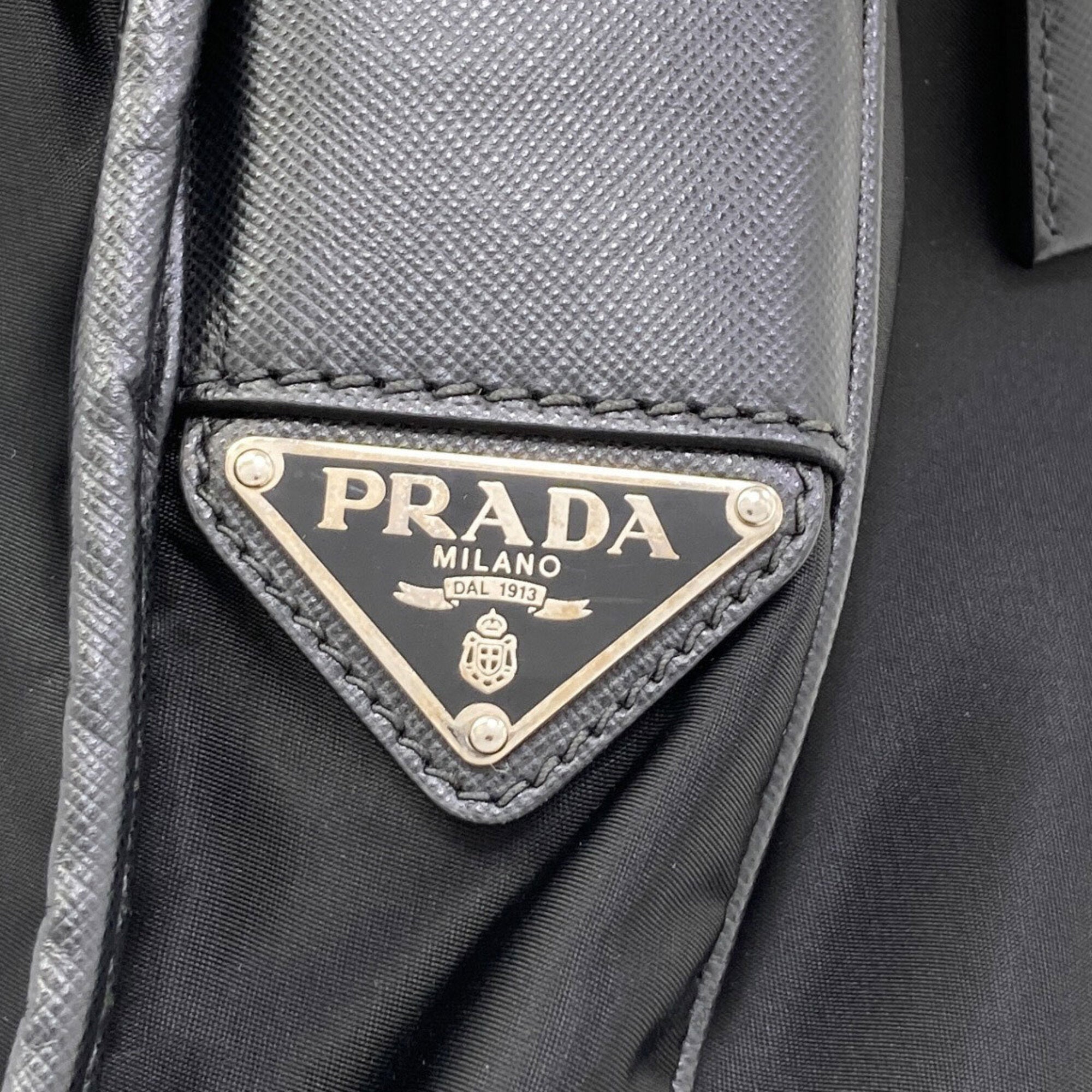 Prada Black Nylon Shoulder Bag (Pre-Owned)
