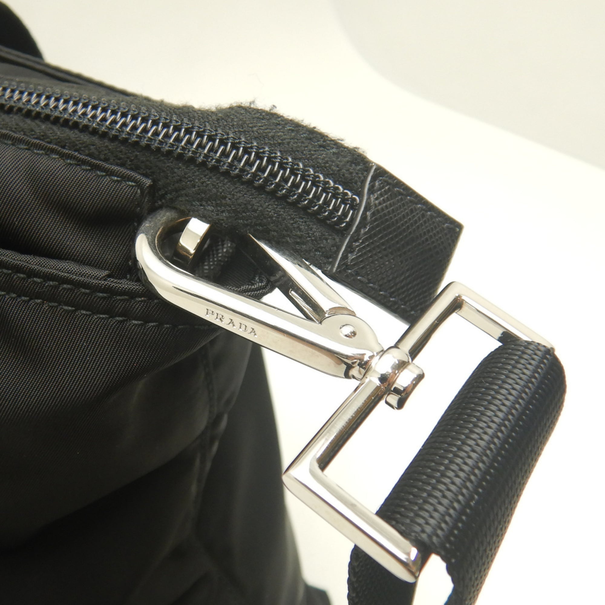 Prada Nero Nylon Tote Bag (Pre-Owned)