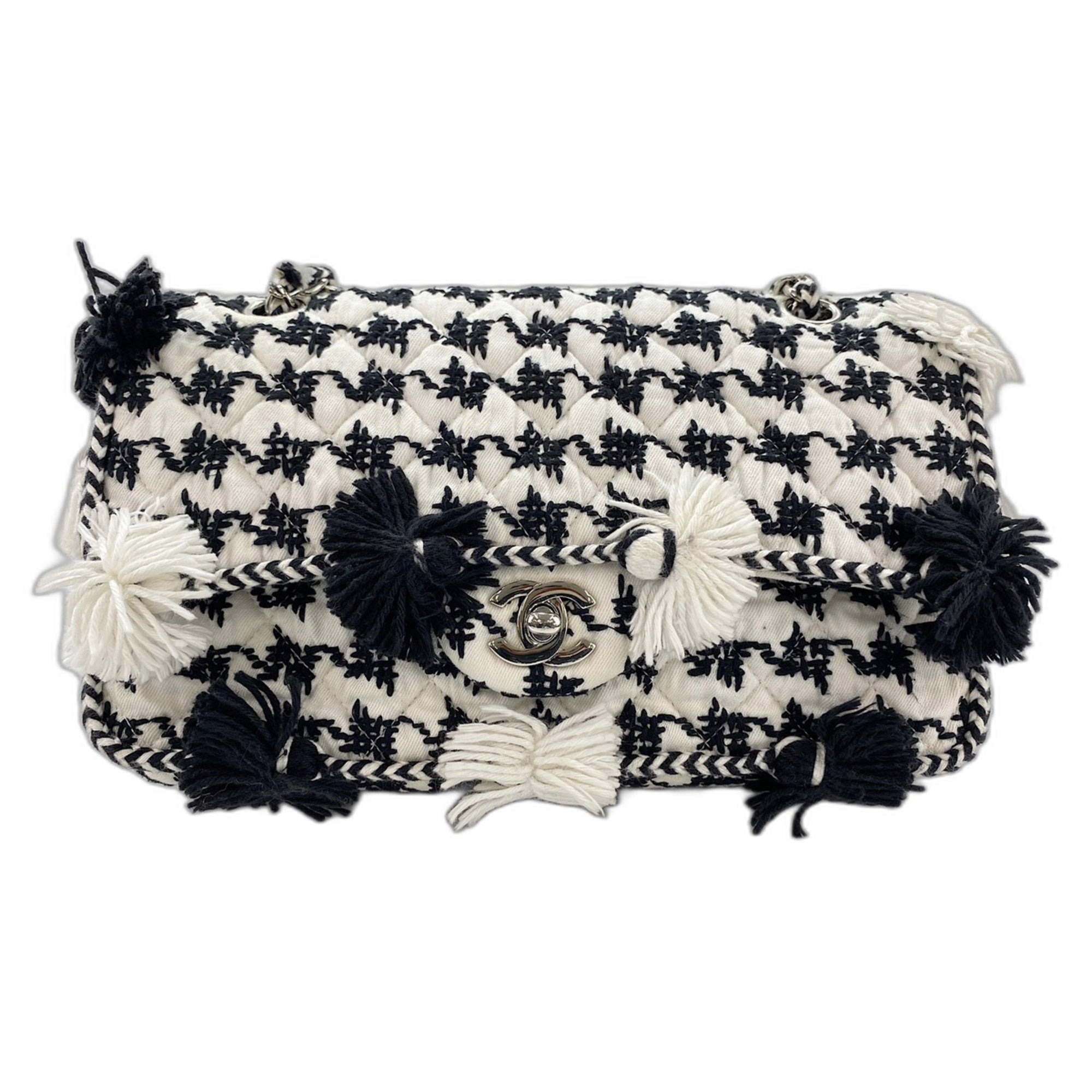Chanel Matelasse Black Handbag (Pre-Owned)