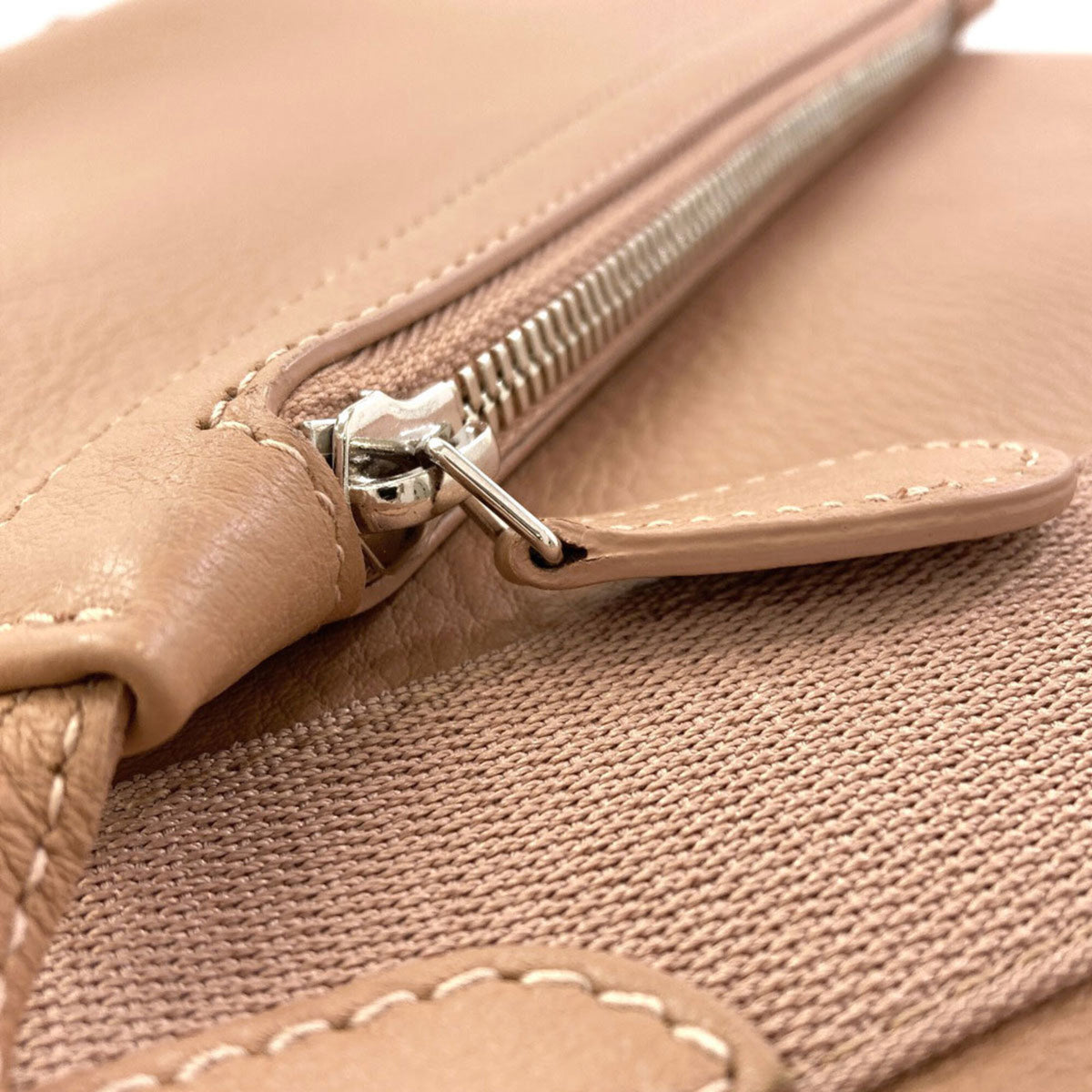 Balenciaga Brown Leather Handbag Pouch (Pre-Owned)