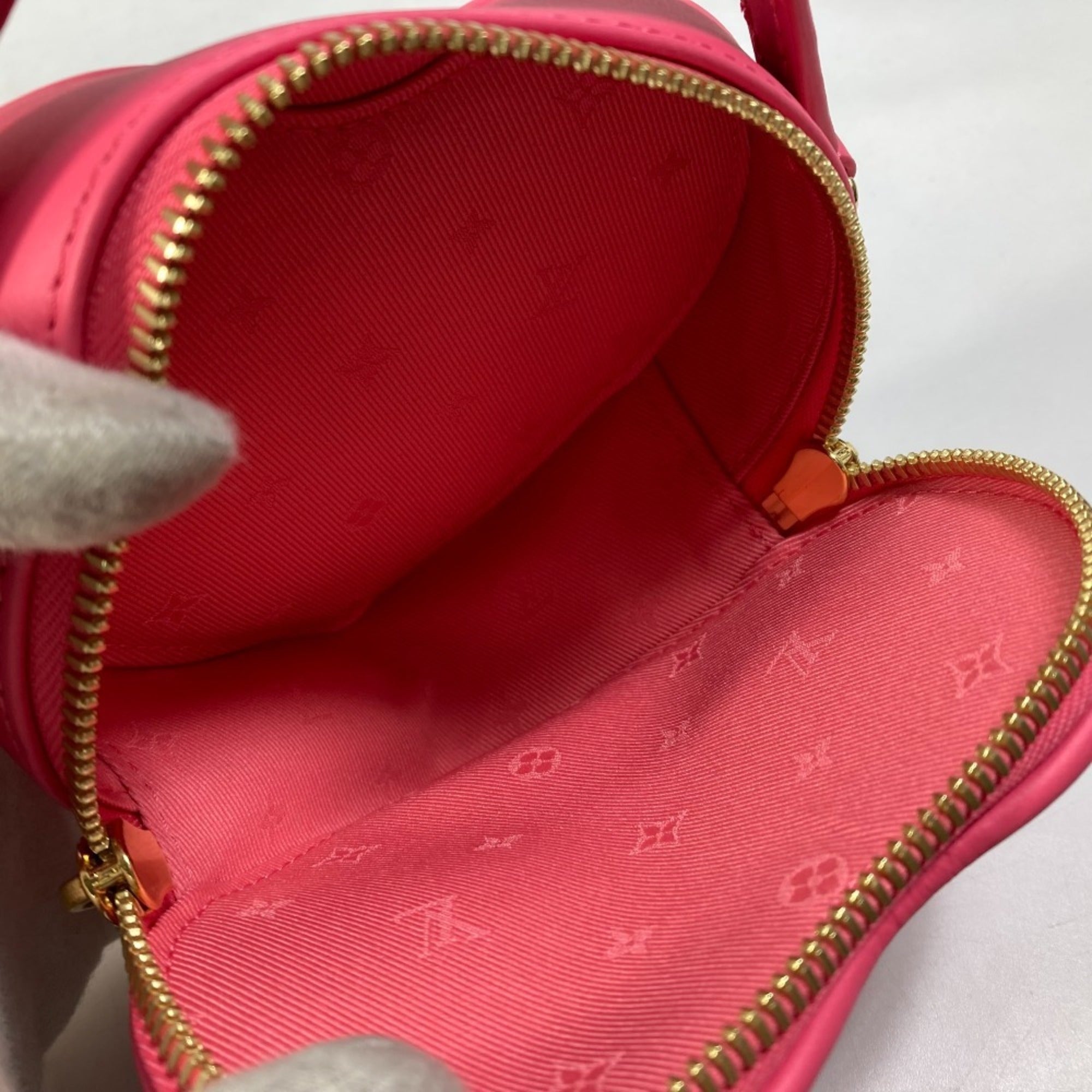 Louis Vuitton Pink Leather Handbag Shoulder Bag (Pre-Owned)