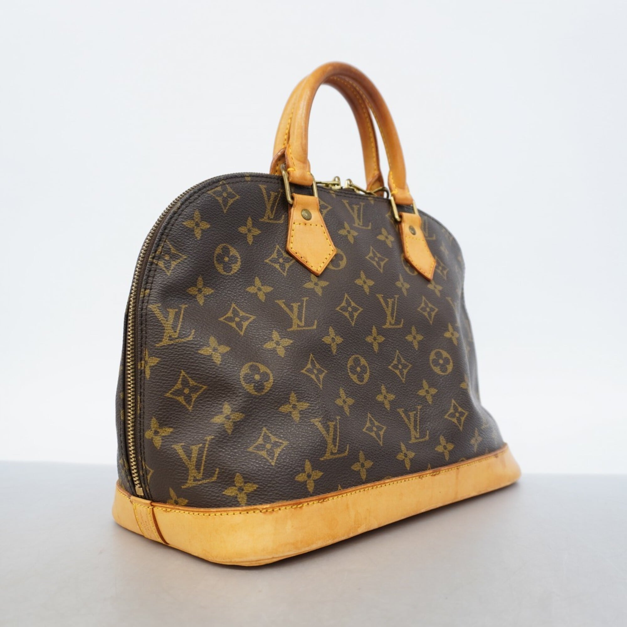 Louis Vuitton Brown Handbag (Pre-Owned)