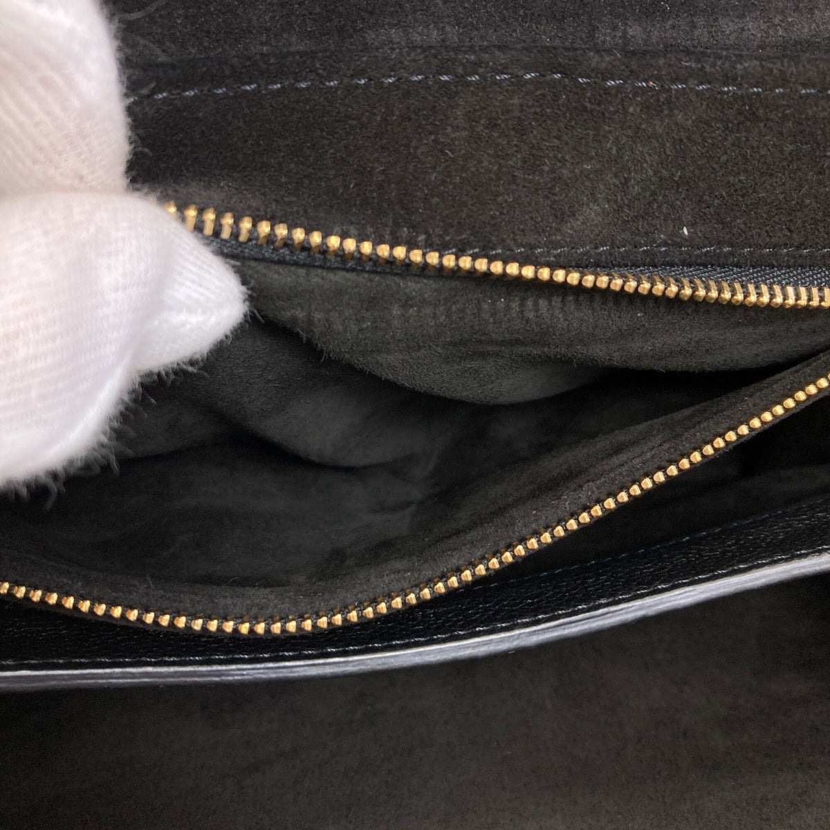 Celine Black Leather Shoulder Bag (Pre-Owned)