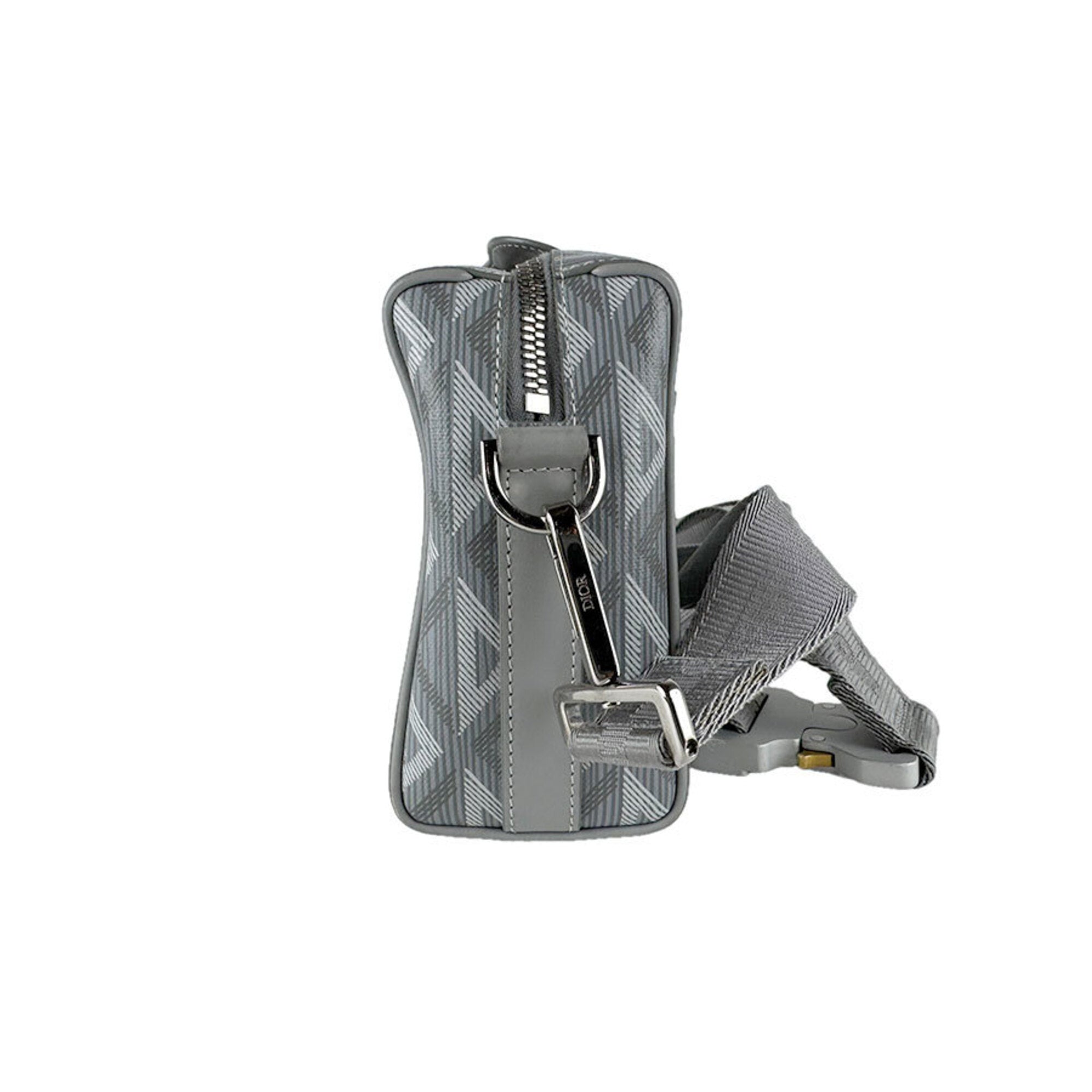 Christian Dior Gray Pvc Leather Shoulder Bag (Pre-Owned)