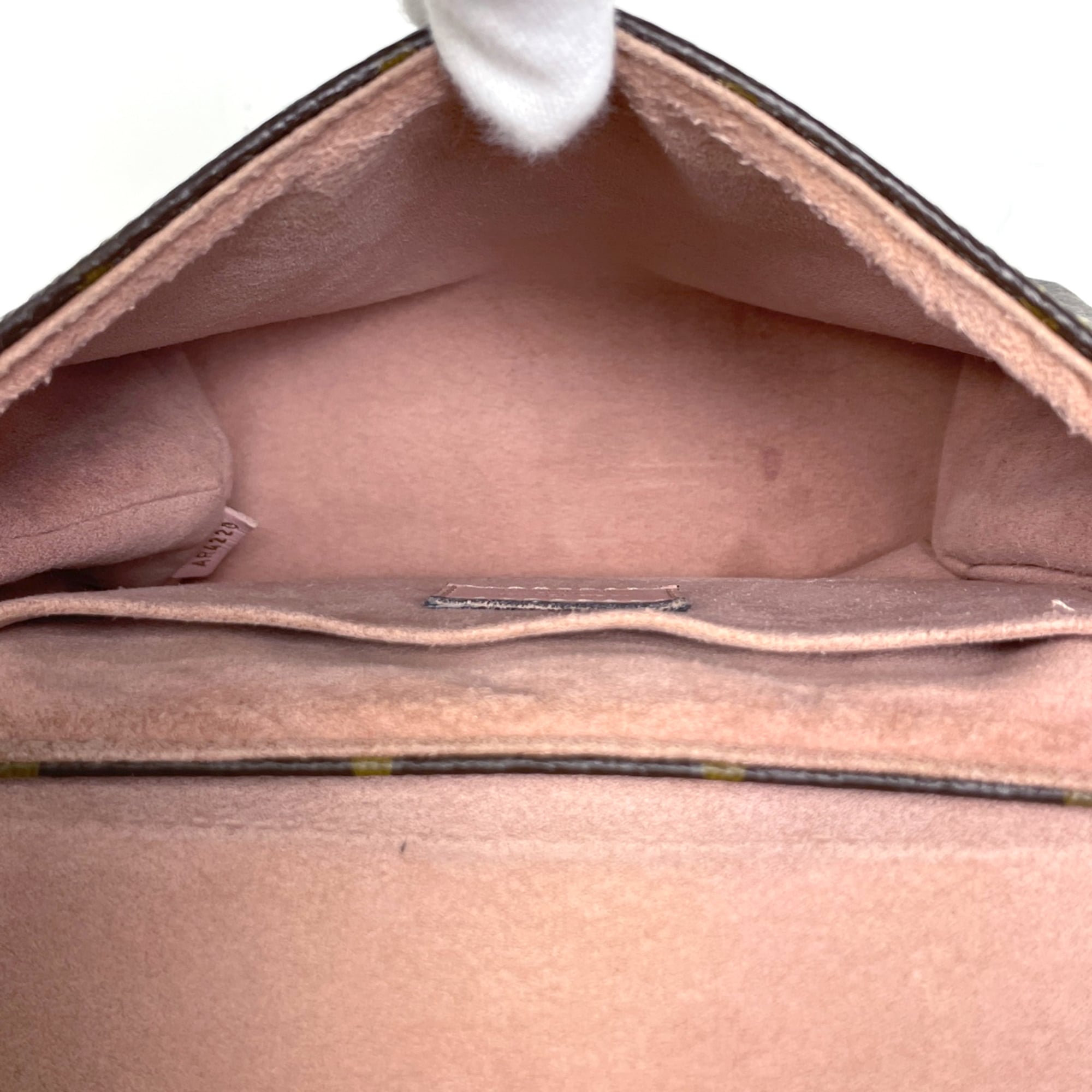 Louis Vuitton Monogram Brown Monogram Pink Rose Poudre Monogram Handbag (Pre-Owned)