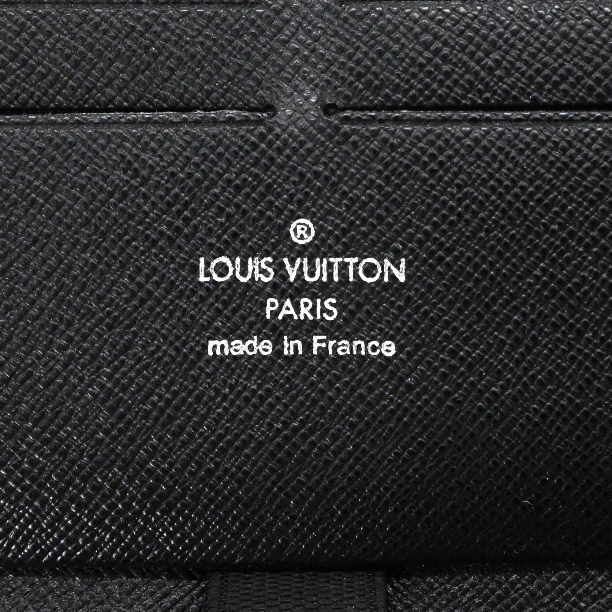 Louis Vuitton Black Epi Leather Long Wallet (Bi-Fold) (Pre-Owned)
