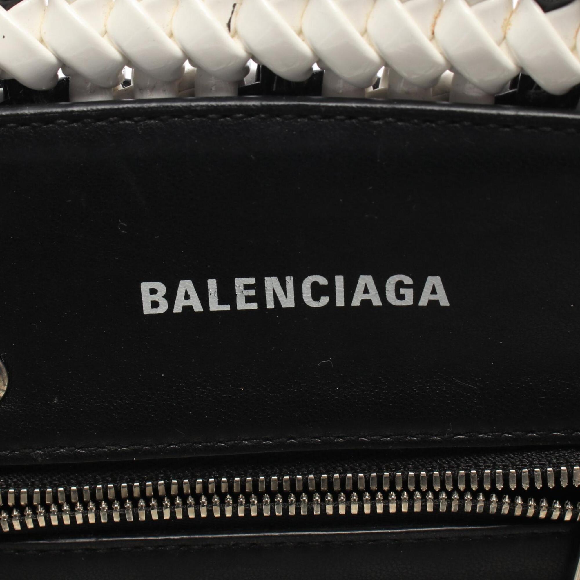 Balenciaga Black White Leather Basket Handbag (Pre-Owned)