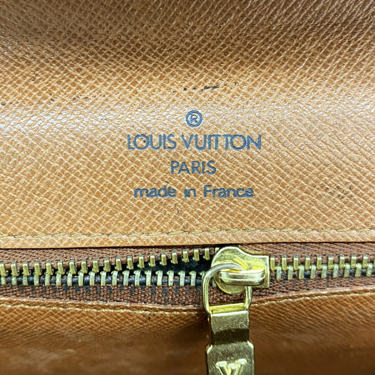 Louis Vuitton Brown Handbag (Pre-Owned)