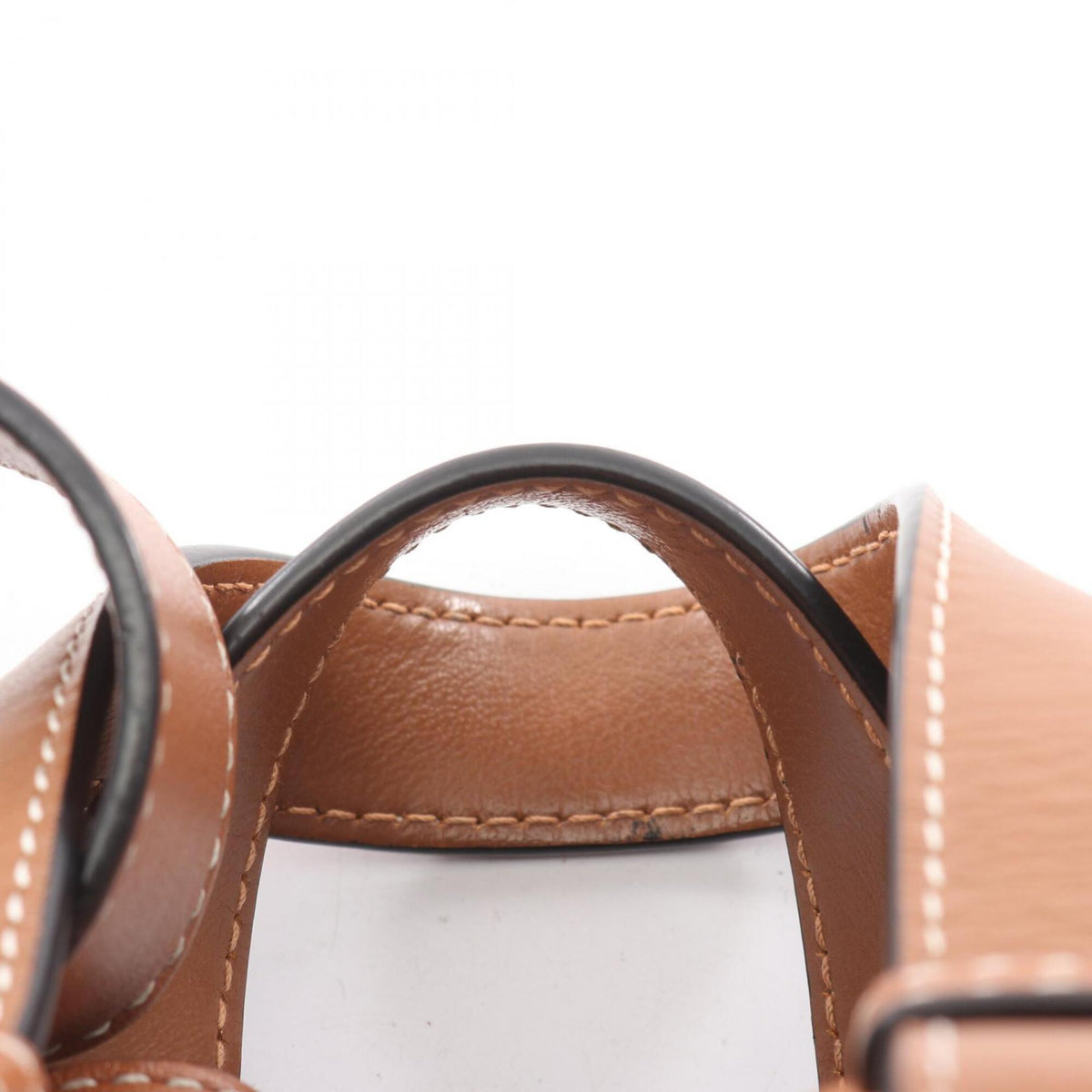 Loewe Brown Leather Handbag (Pre-Owned)