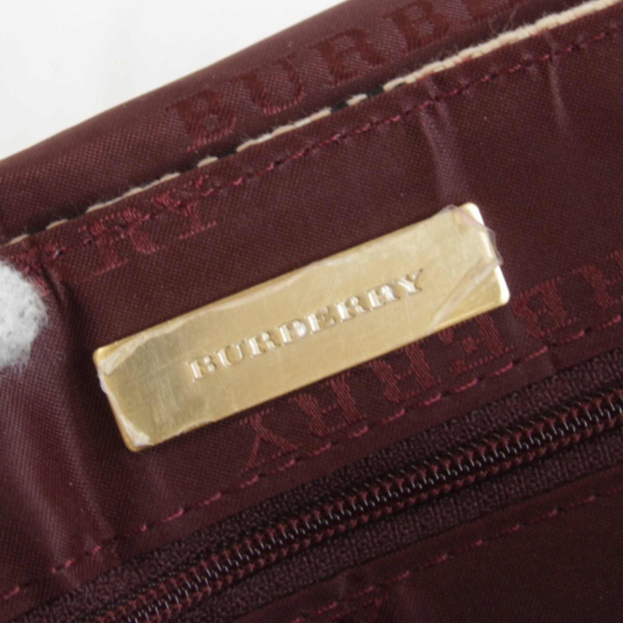 Burberry Beige Canvas Shoulder Bag (Pre-Owned)