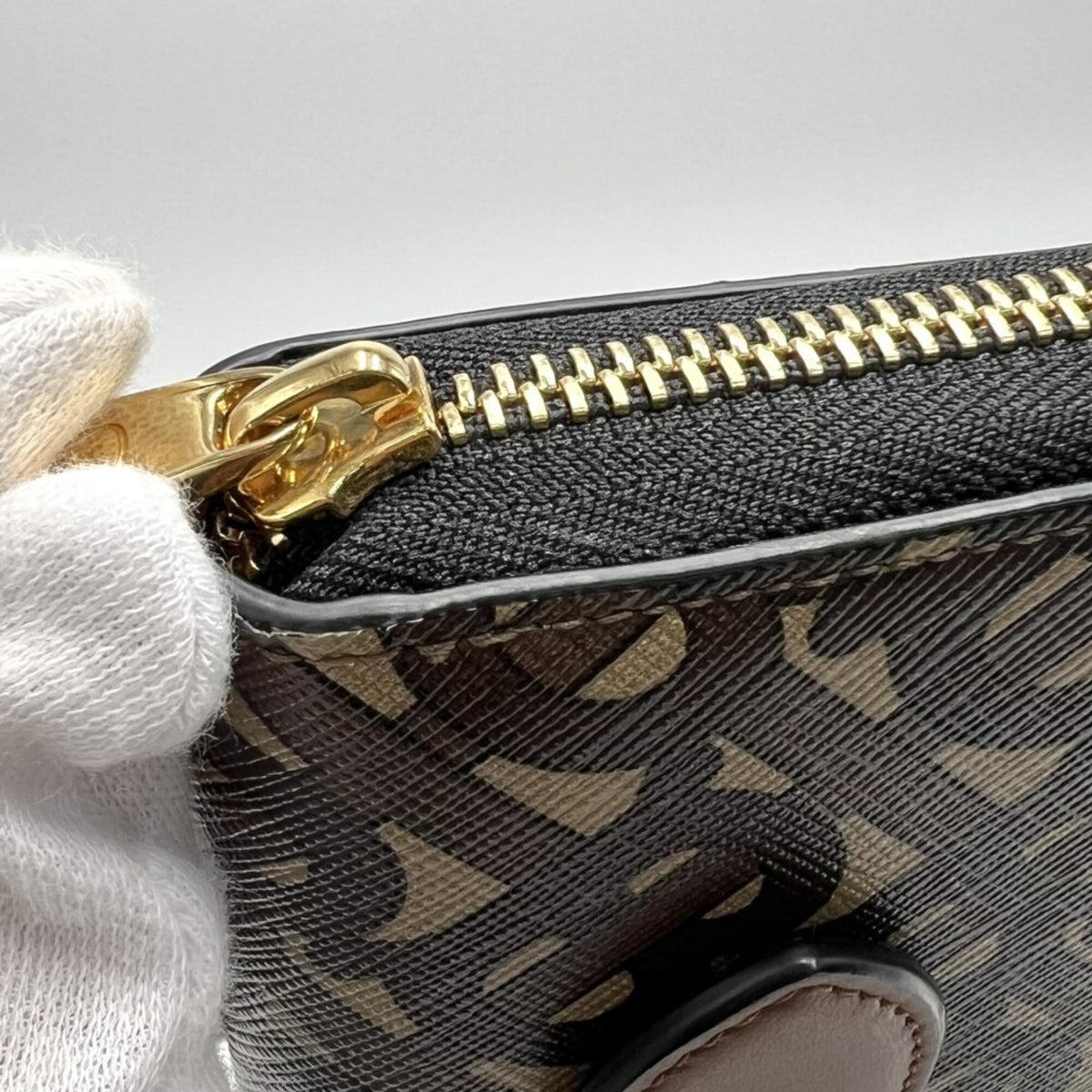 Burberry Beige Brown Coated Canvas Pvc Leather Clutch Bag (Pre-Owned)