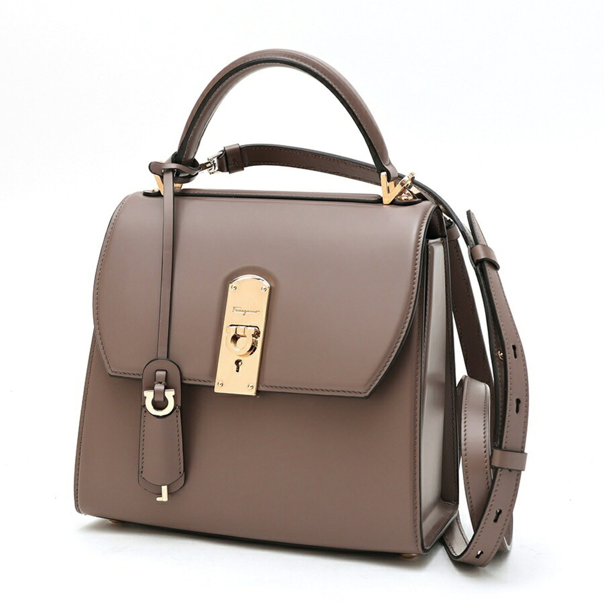 Salvatore Ferragamo Grayish Leather Shoulder Bag (Pre-Owned)